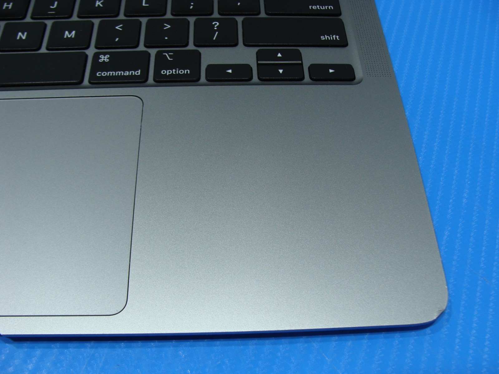 Apple MacBook Air 13″ A2179/BTO 2020 i7-1060NG7 1.2GHz 16GB 256GB OS Monterey
