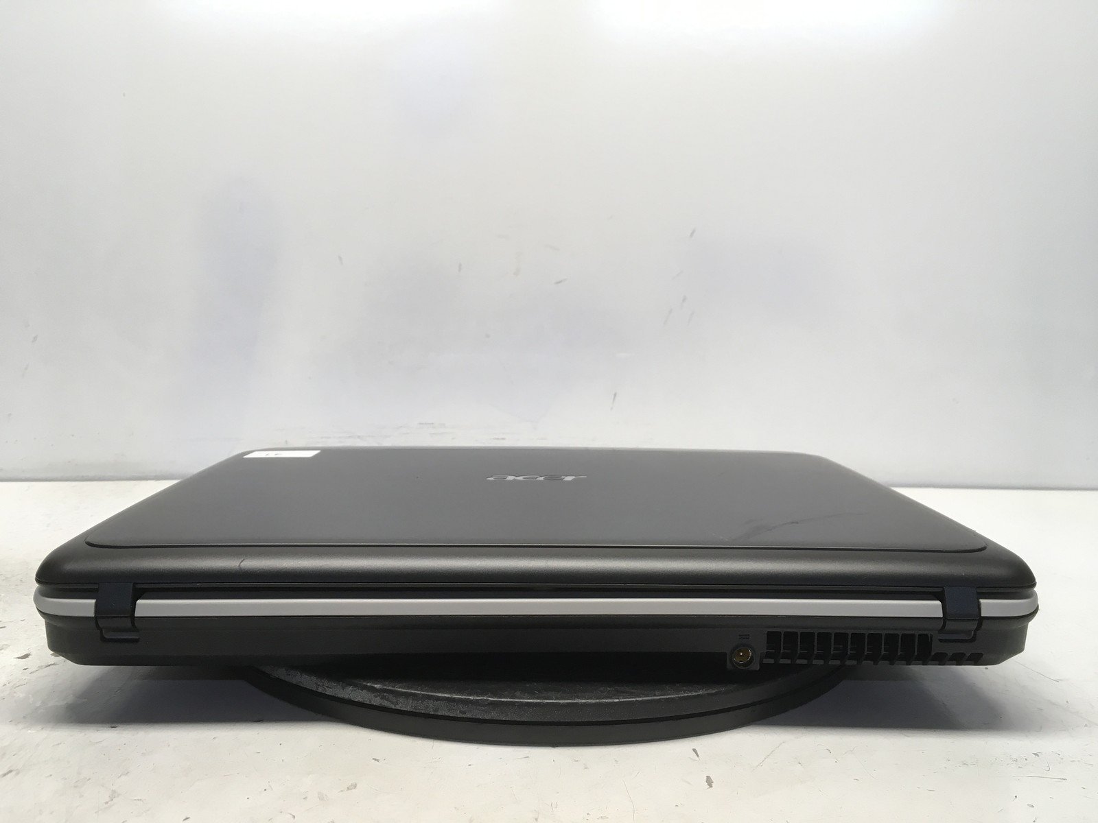 Acer Aspire 5315-2639 ICL50 Intel Core Solo T1400 1.73GHz 1 GB NO HDD No Batt