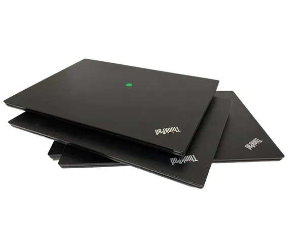 15.6” Lenovo Thinkpad E590 (i5-8265U CPU 16 GB RAM, 256 GB SSD, windows 11)