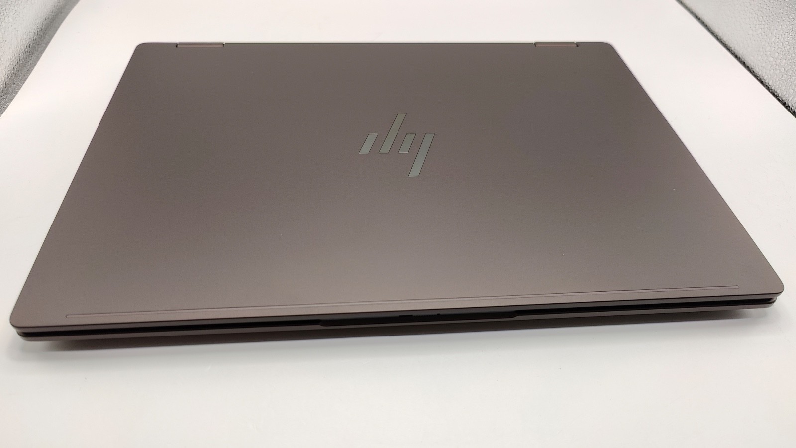 HP OMNIBOOK X 14″ OLED TouchScreen/512GB/16GB/AMD Ryzen AI 5 430/FREE SHIPPING!