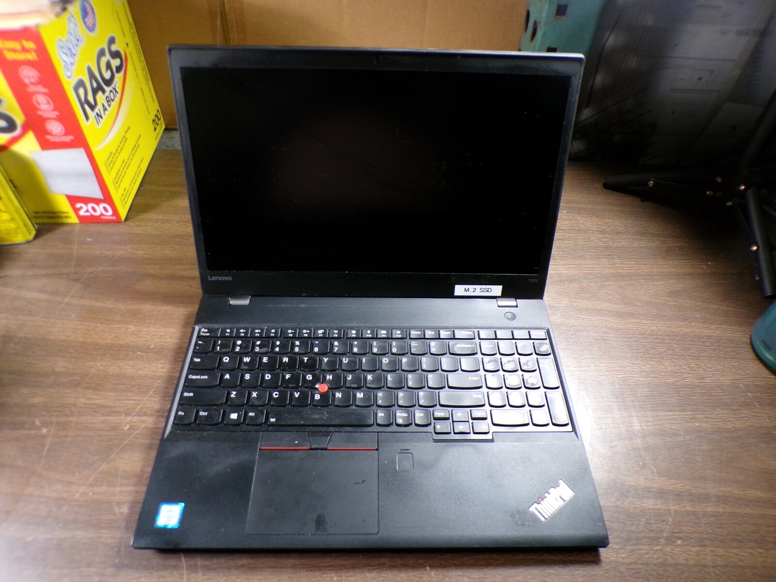 THINKPAD LENOVO T570 INTEL CORE I5-6300U 2.40GHZ 4GB RAM **NO HD/ NO CADDIE