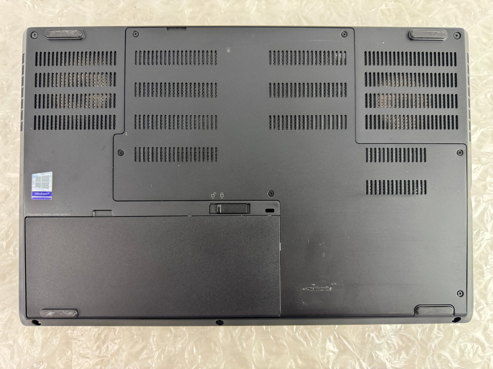 Lenovo ThinkPad P52 Xeon E-2176M 16GB 512GB SSD Quadro P2000 15.6″ Win 11 Pro