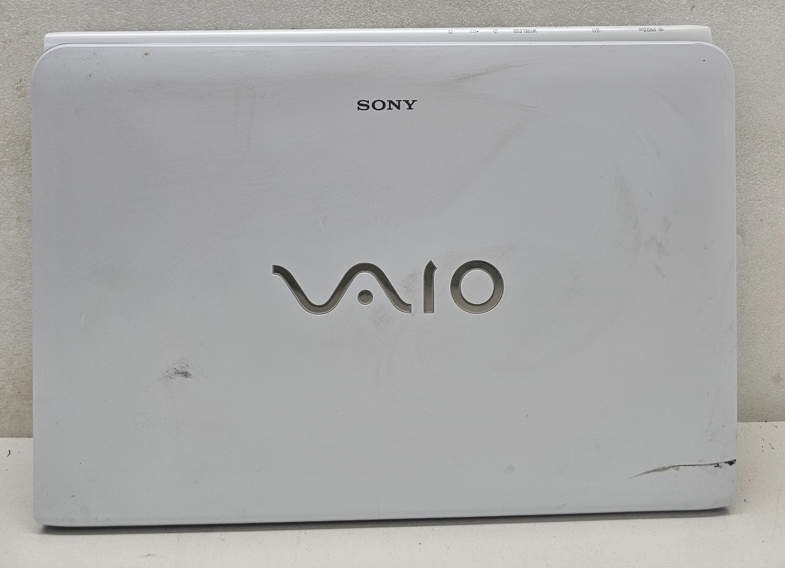 Sony Vaio Series E Laptop Intel Core i3 2nd Gen 6GB Ram NO HD/OS (FL)