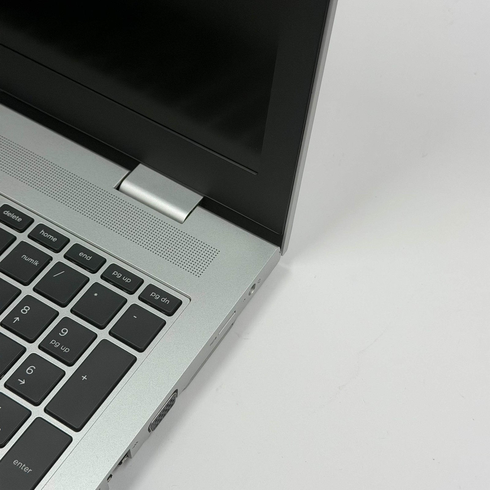 Broken HP ProBook 650 G5 5PF37AV 15.6″ i7-8565U 1.8GHz No OS No RAM No SSD