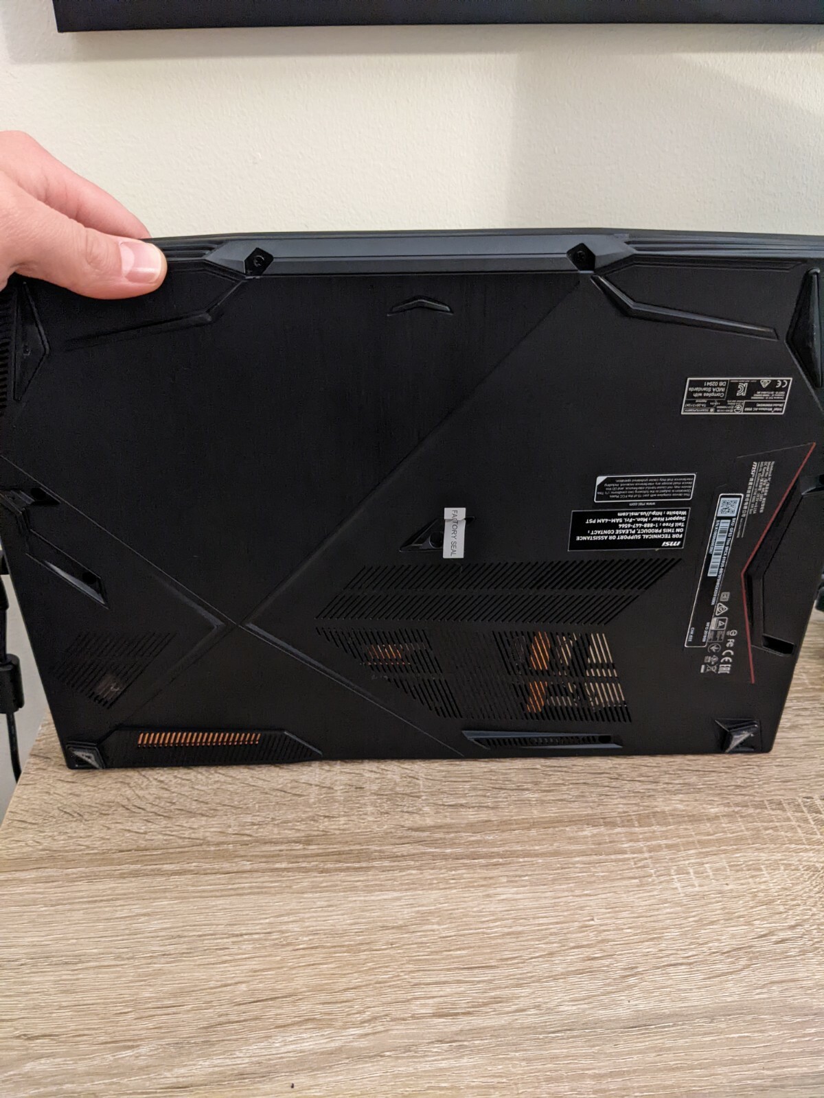 MSI GF63 THIN 15.6 inch (256GB, Intel Core i7 9th Gen., 4.50GHz, 8GB)…