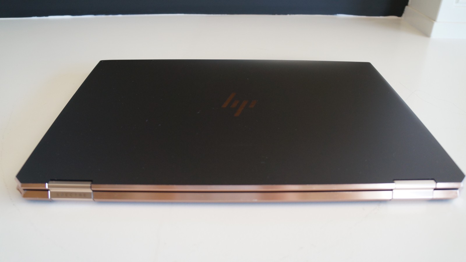 HP Spectre x360 15-DF i7-8565U 1.8GHz 8GB RAM 256GB SSD 4K Display, READ.