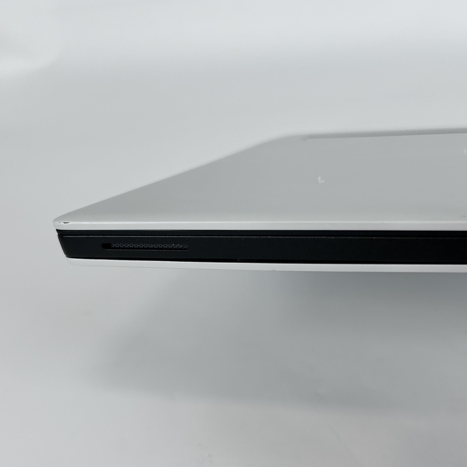 Dell Alienware X17 R1 360Hz FHD i7-11800H 2.30GHz 32GB 1TB RTX 3080 FRAME GAP