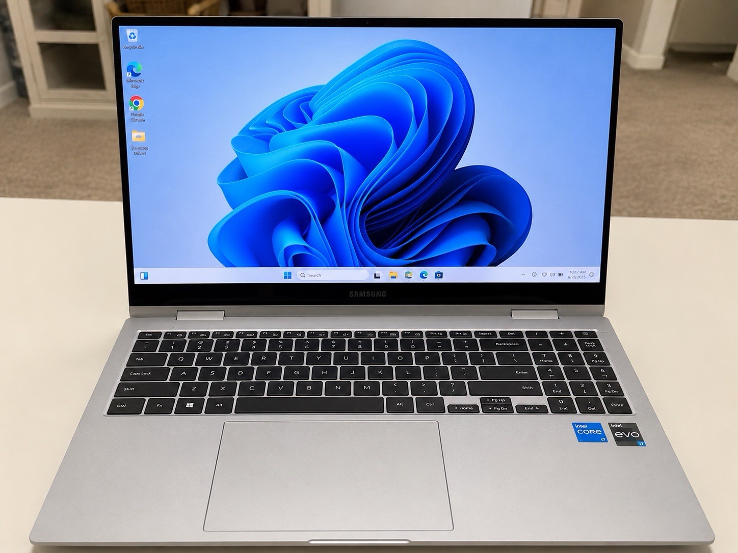Samsung Galaxy Book 15.6″ 2-in-1 Touch i7 16GB 1TB SSD Windows 11 Silver