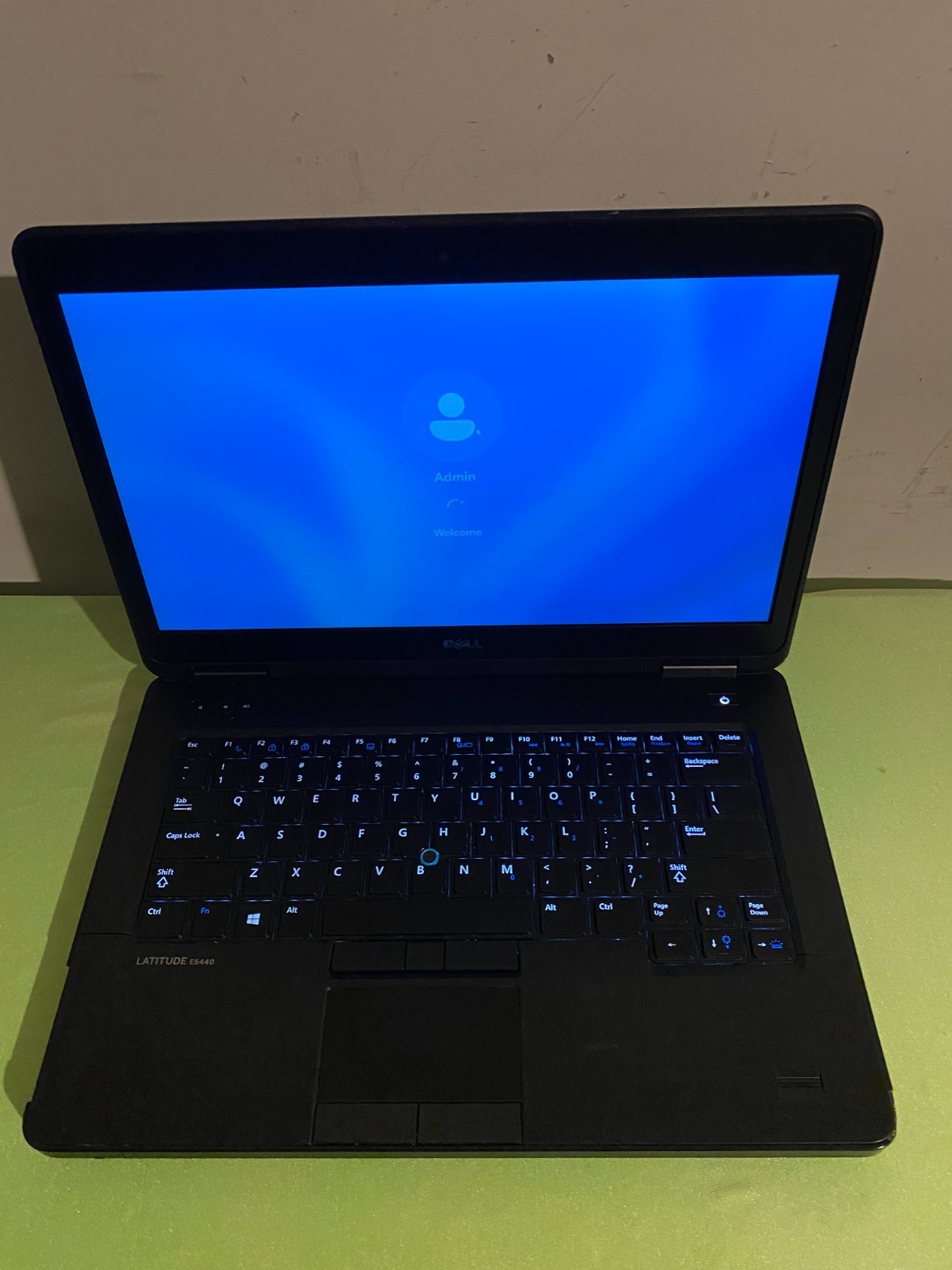 Dell Latitude E6540 14” i5-4300m 2.90ggz 8GB RAM,256gb SSD Win 11 Dvd Hdmi