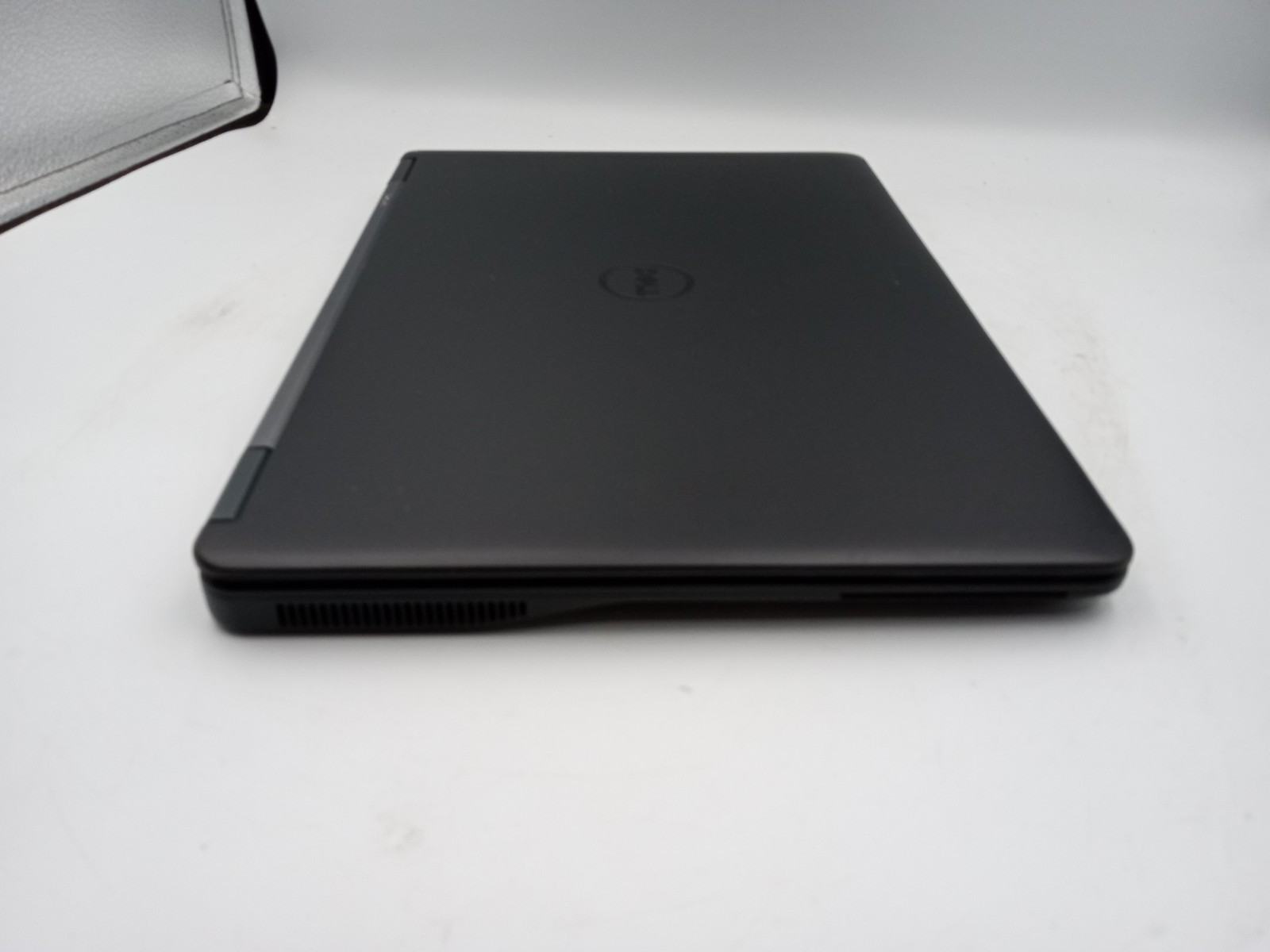 Dell Latitude e7450 14″ Laptop Intel i5-5300U 4GB RAM 128GB SSD Windows 11 -RR