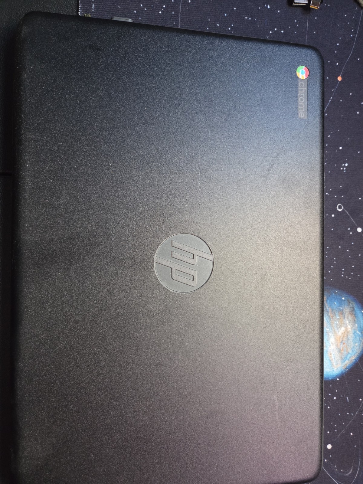 HP Chromebook Laptop Chrome OS Black Built-in Webcam