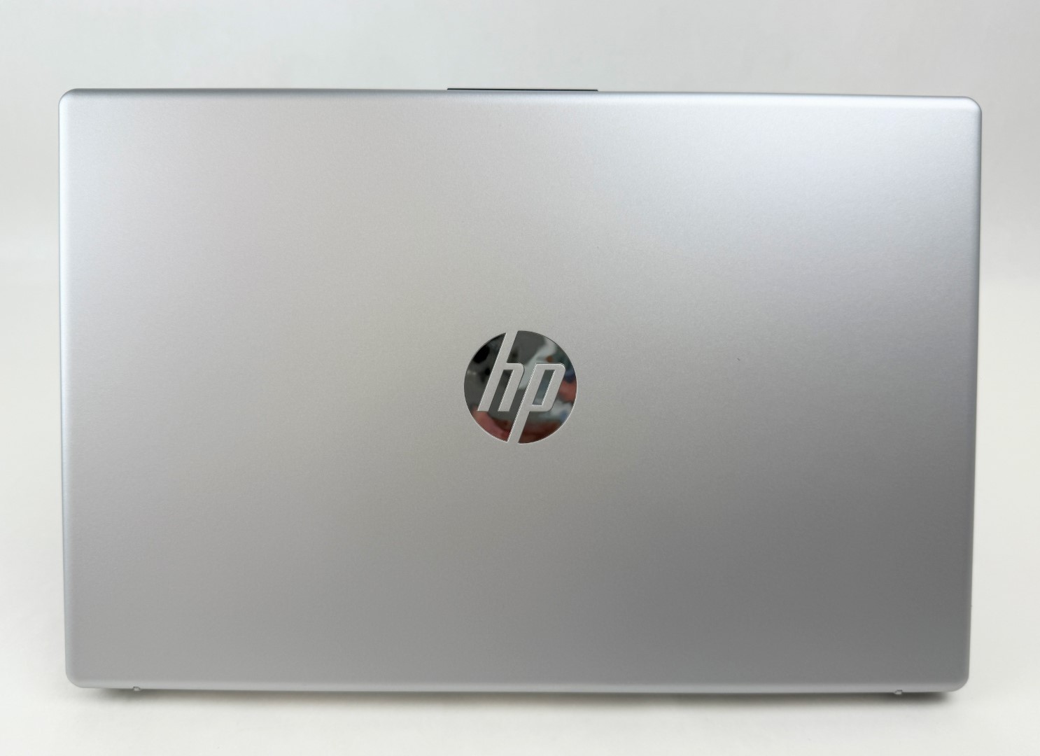 HP 15-fd0083ca 15.6″ FHD Touch i3-1315U 16GB 512GB SSD W11H