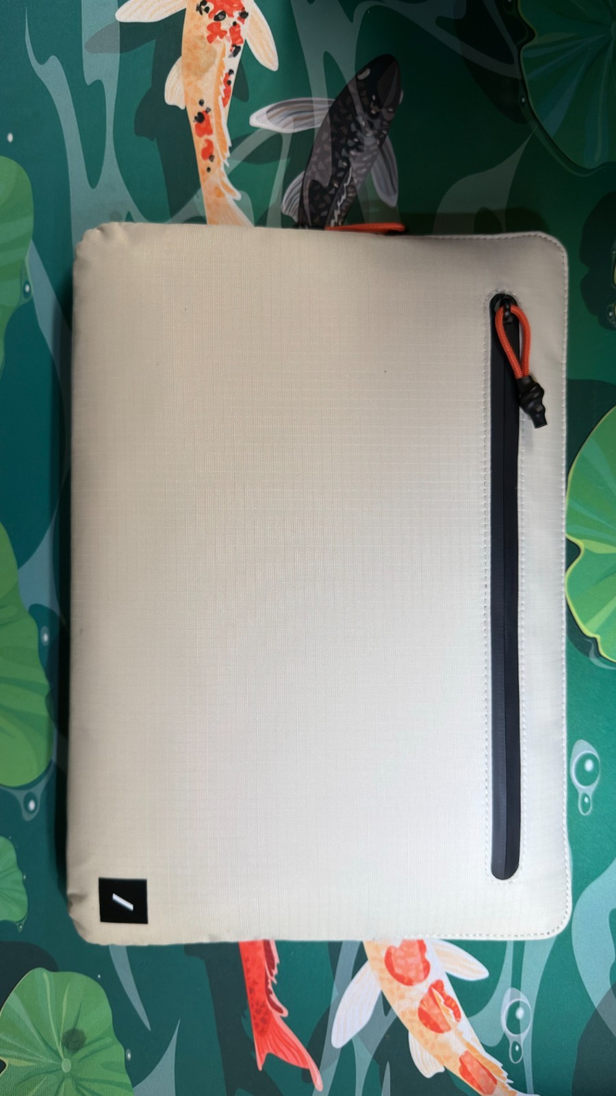 razer blade 14 RTX 4070 32 GB RAM RYZEN 9 8945HS