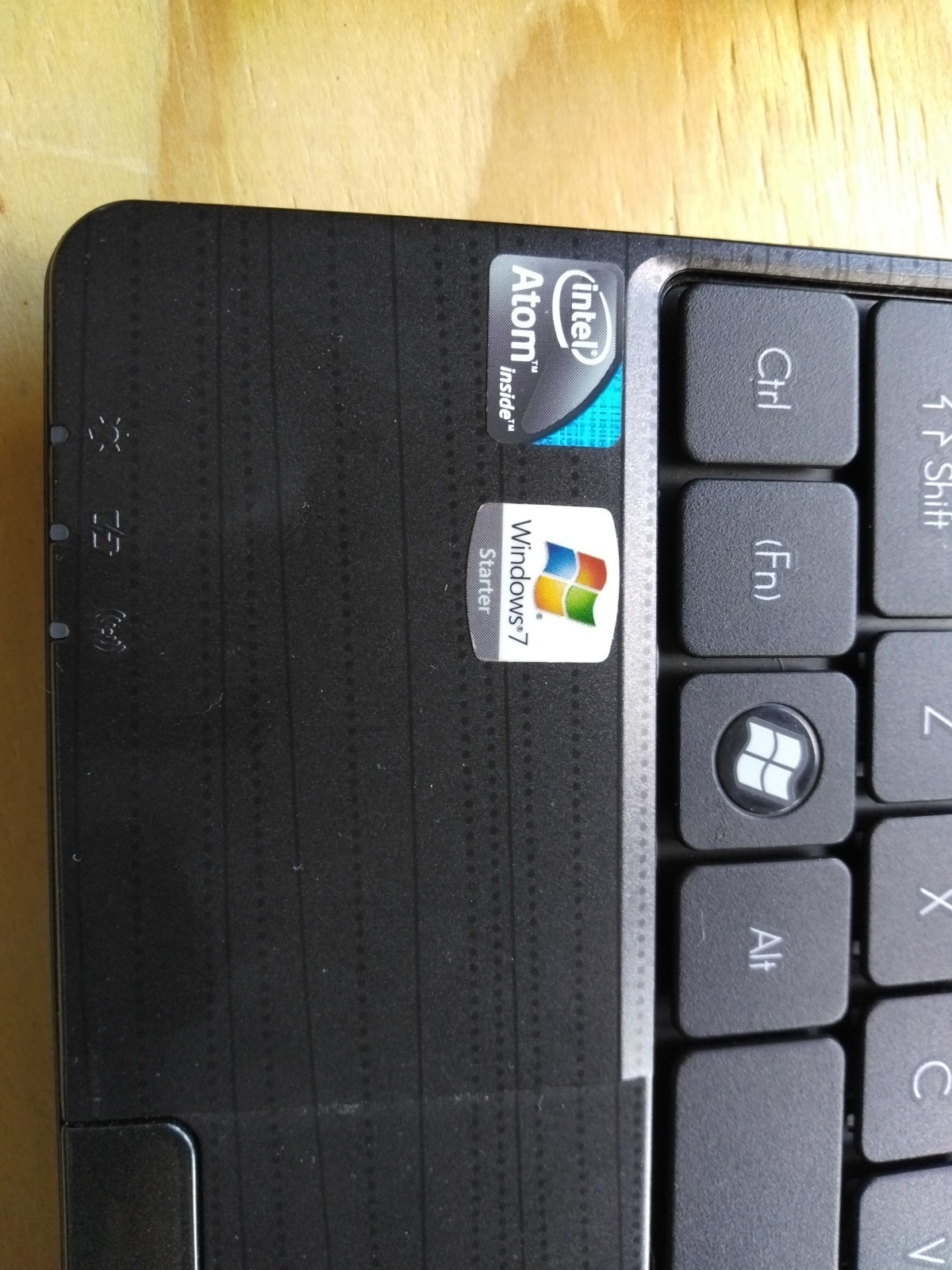Gateway LT2802u 10.1″ Netbook-Intel Atom N455-120GB SSD-2GB RAM-Windows 7-Office