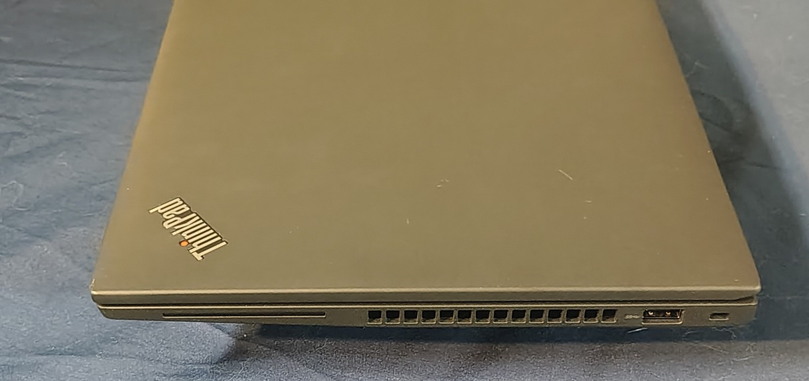 Thinkpad T14 Gen 4 | i5-1335U | 24gb RAM | 256gb NVME | W11 Pro (No Key)