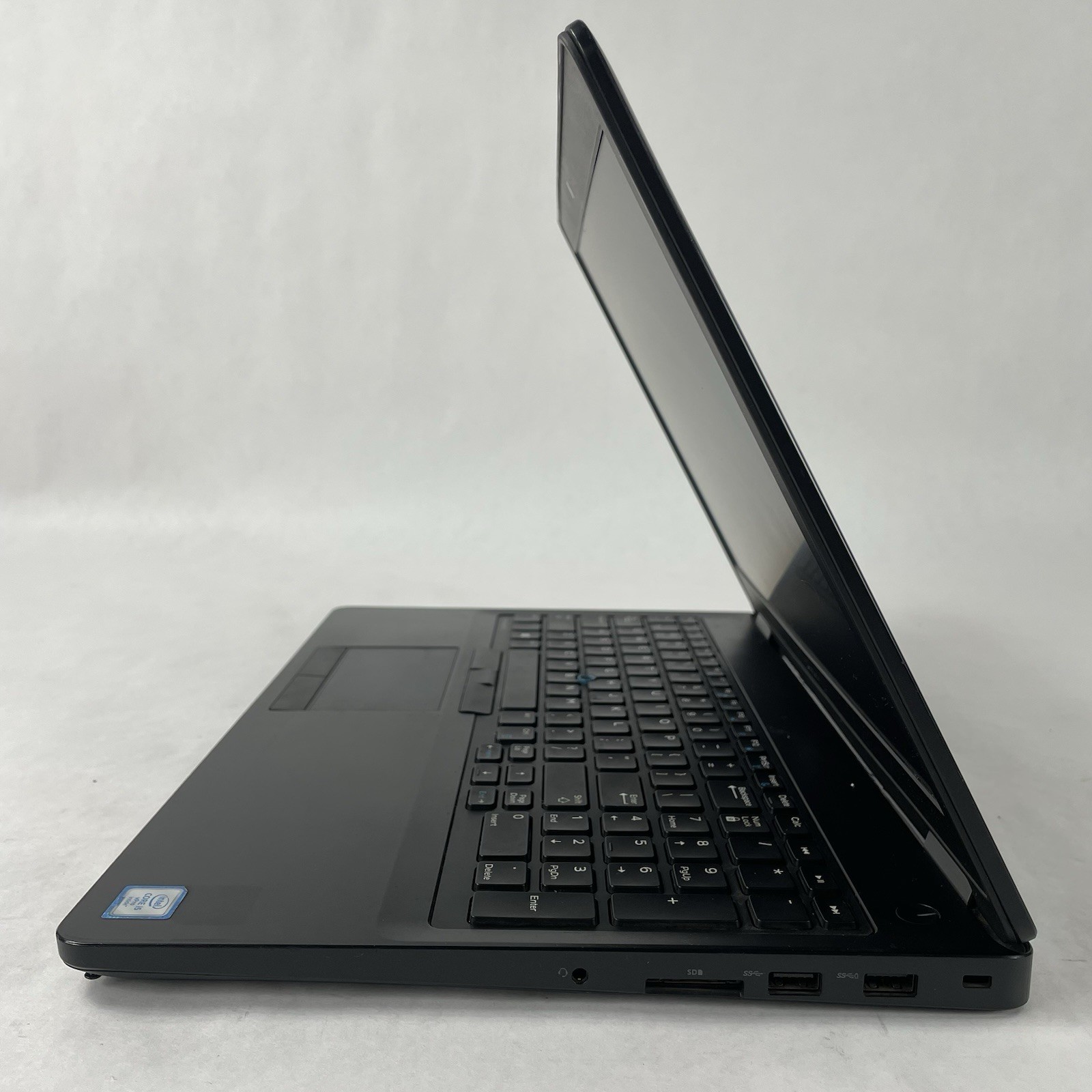 Dell Latitude E5570 15.6″ i3-6300U 2.40 GHz 8 GB RAM No SSD No OS No Battery