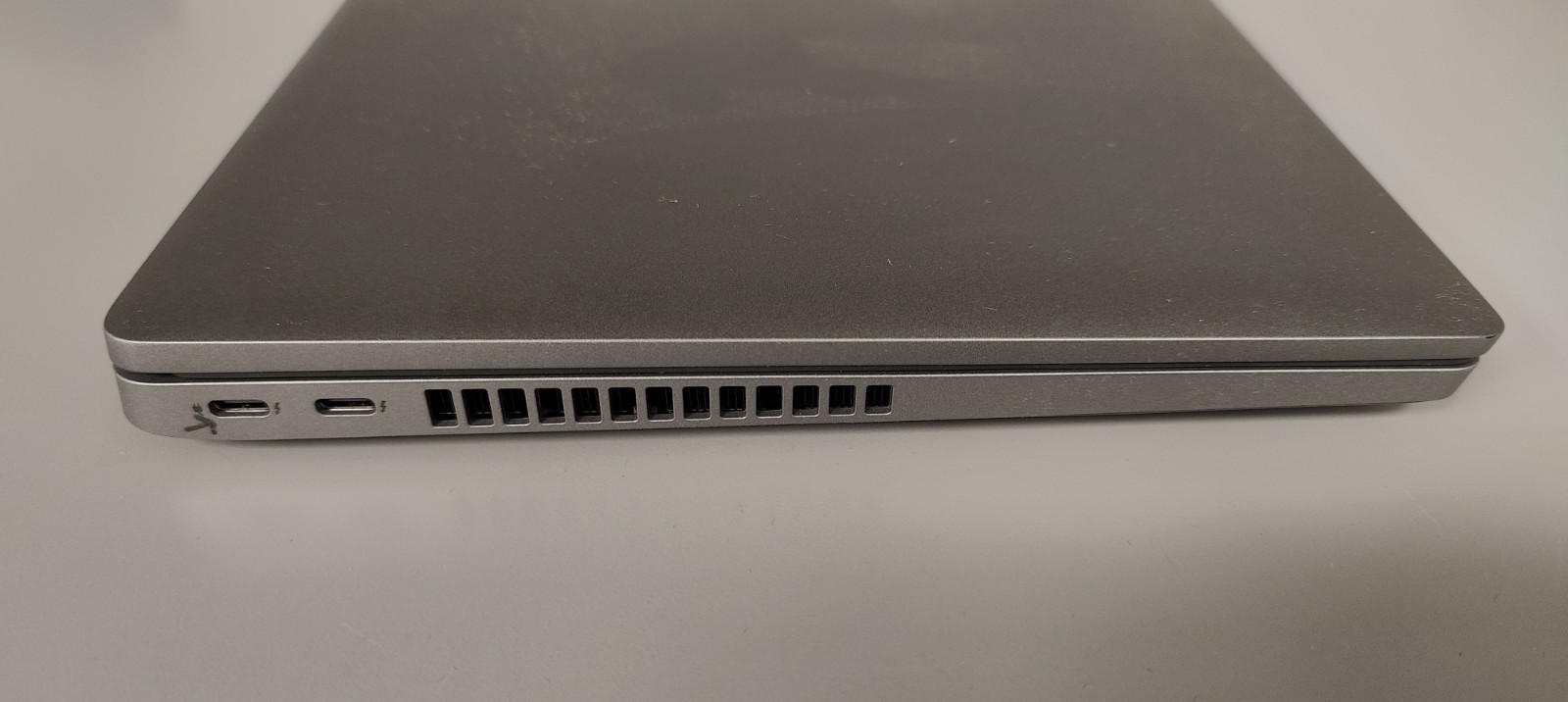 Dell Latitude 5420 14″ FHD i7-1185G7 16GB/ 256GB Excellent Battery Health