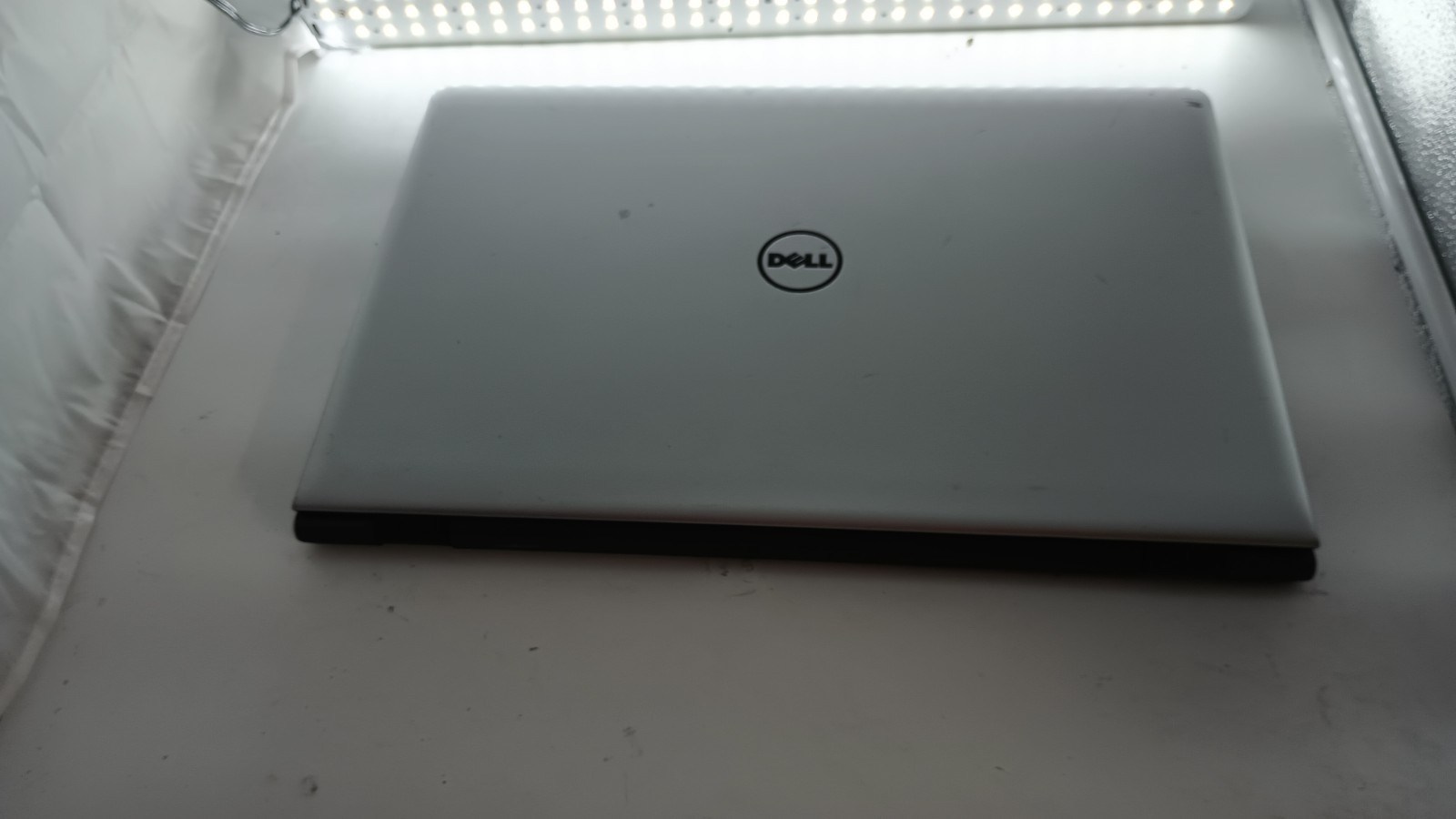 11061 Inspiron5755 Gamer w/Charger.Radeon R5.8GB.250GB SSD.17.3″.Optical.W11.