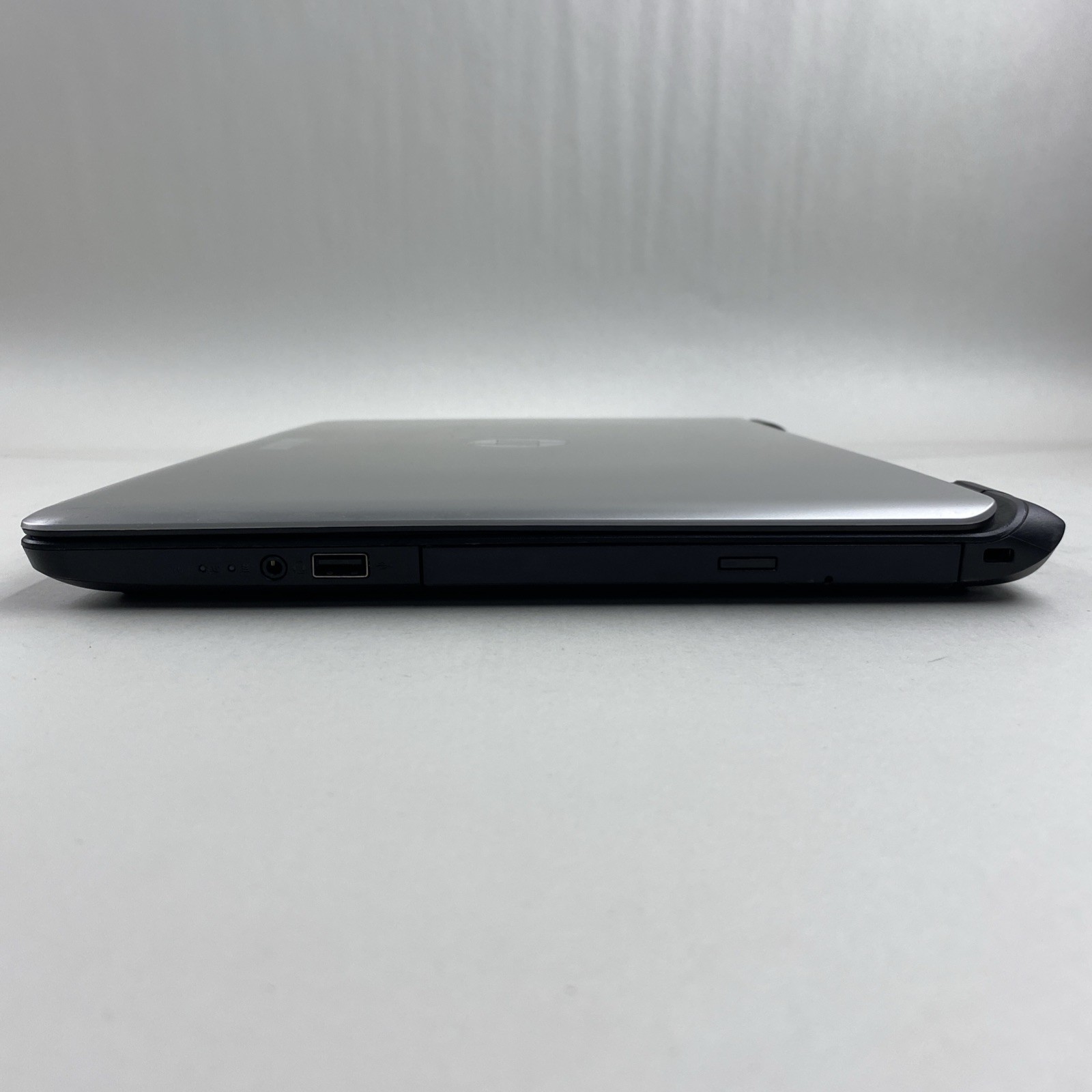 HP 350 G1 Intel Core i5-4200U 1.60GHz 8GB RAM 15.6″ No Battery No HDD No OS