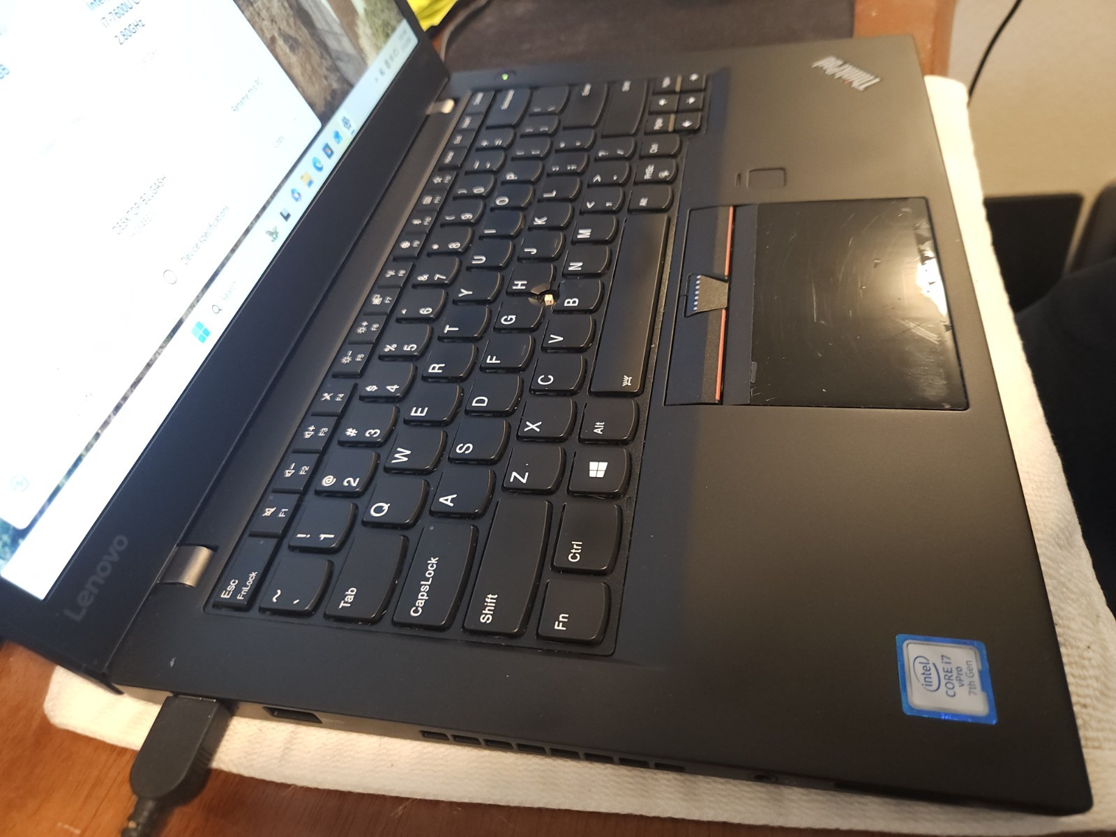 Lenovo ThinkPad T470s i7 8gb Ram 256gb SSD Drive Win 11Pro (READ)