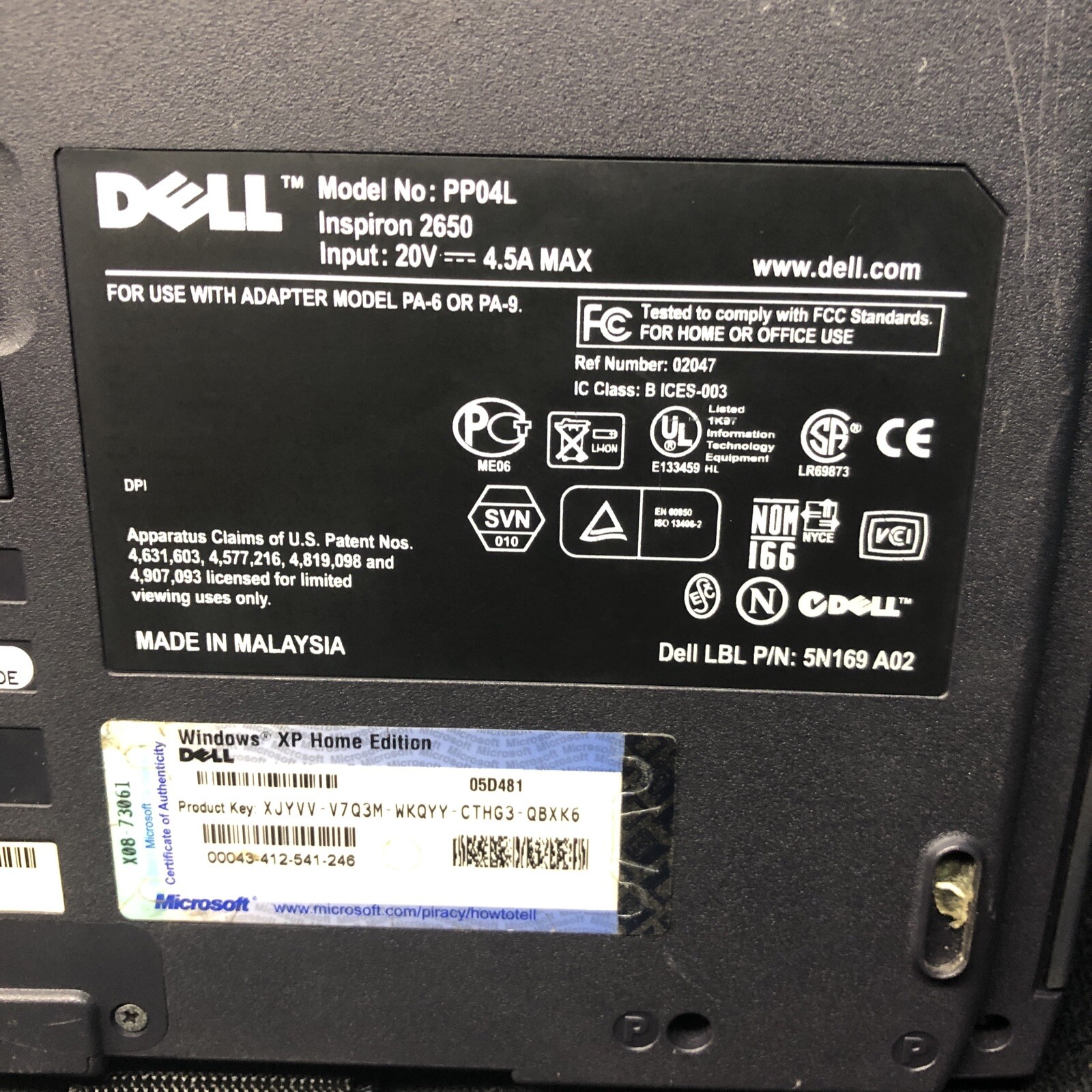 Dell inspirion 2650 laptop with bag and charger Pentium FOR parts