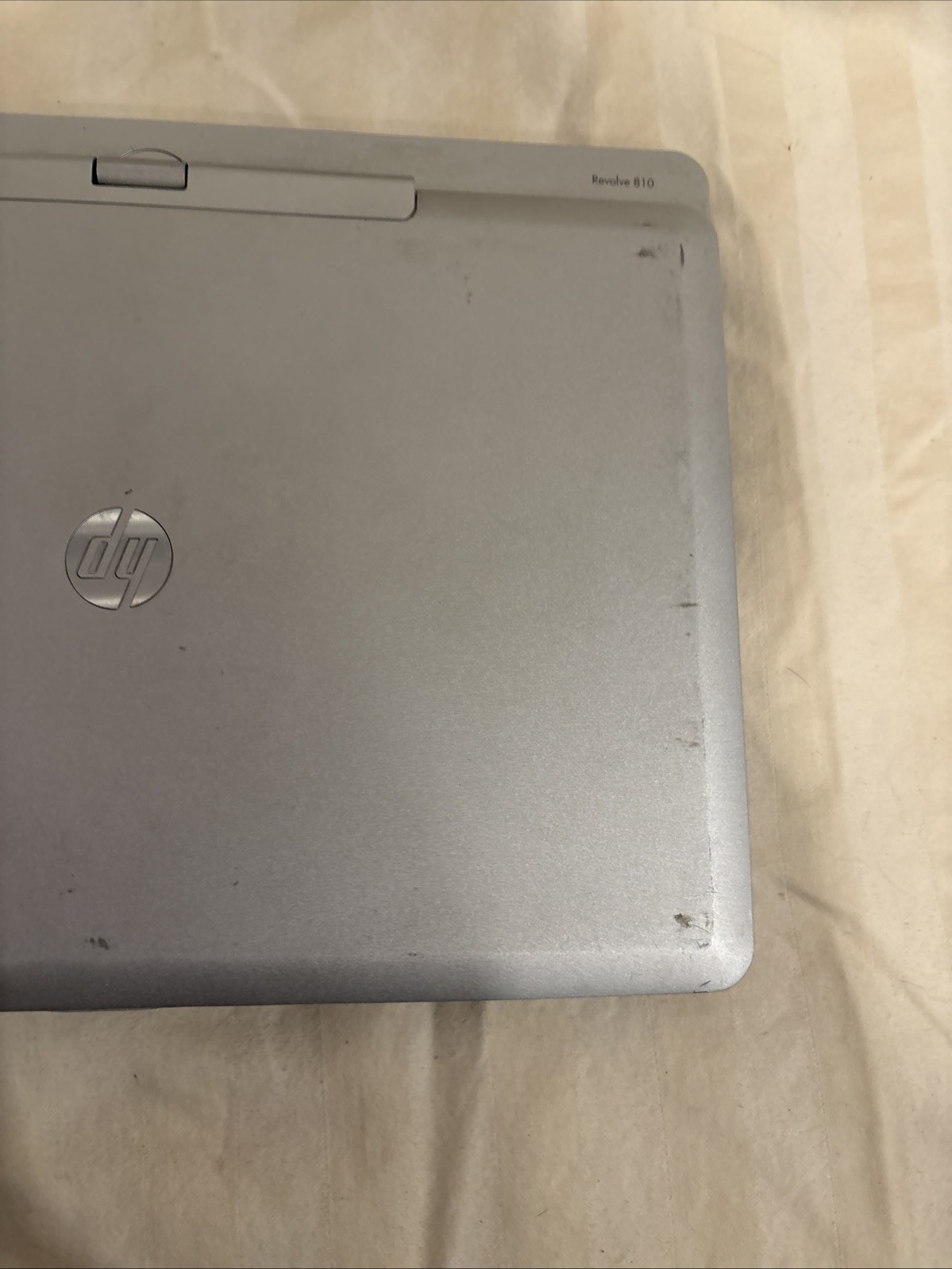 HP EliteBook Revolve 810 G3 – 11.6″ HD, 2.2GHz i5, 4GB RAM, 128GB SSD