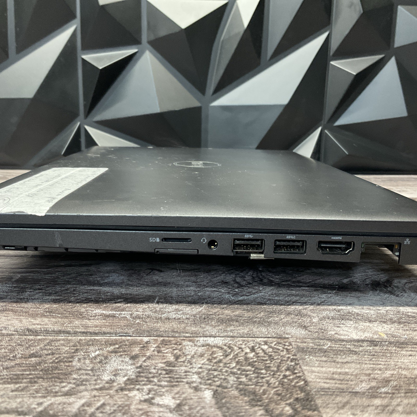 Latitude 5400 / i5 8th / No RAM Laptop Notebook PC / C20