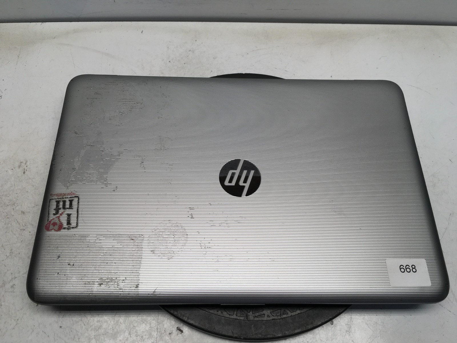HP 15-BA113CL AMD A10-9600P 2400MHz 12 GB NO HDD