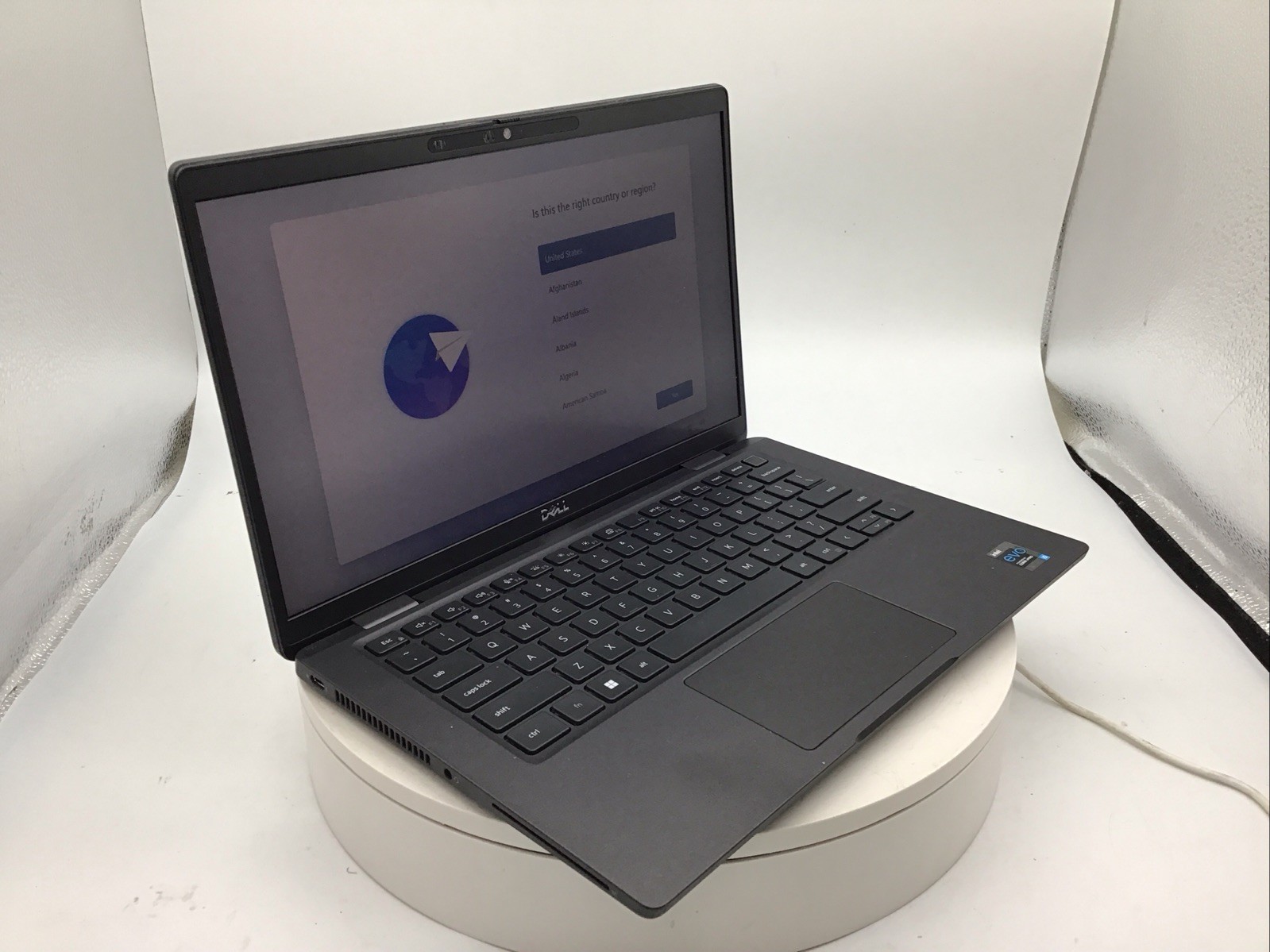 Dell Latitude 7320 13.3″ Laptop i5-1145G7 16GB RAM 256GB SSD Windows 11 Pro Used