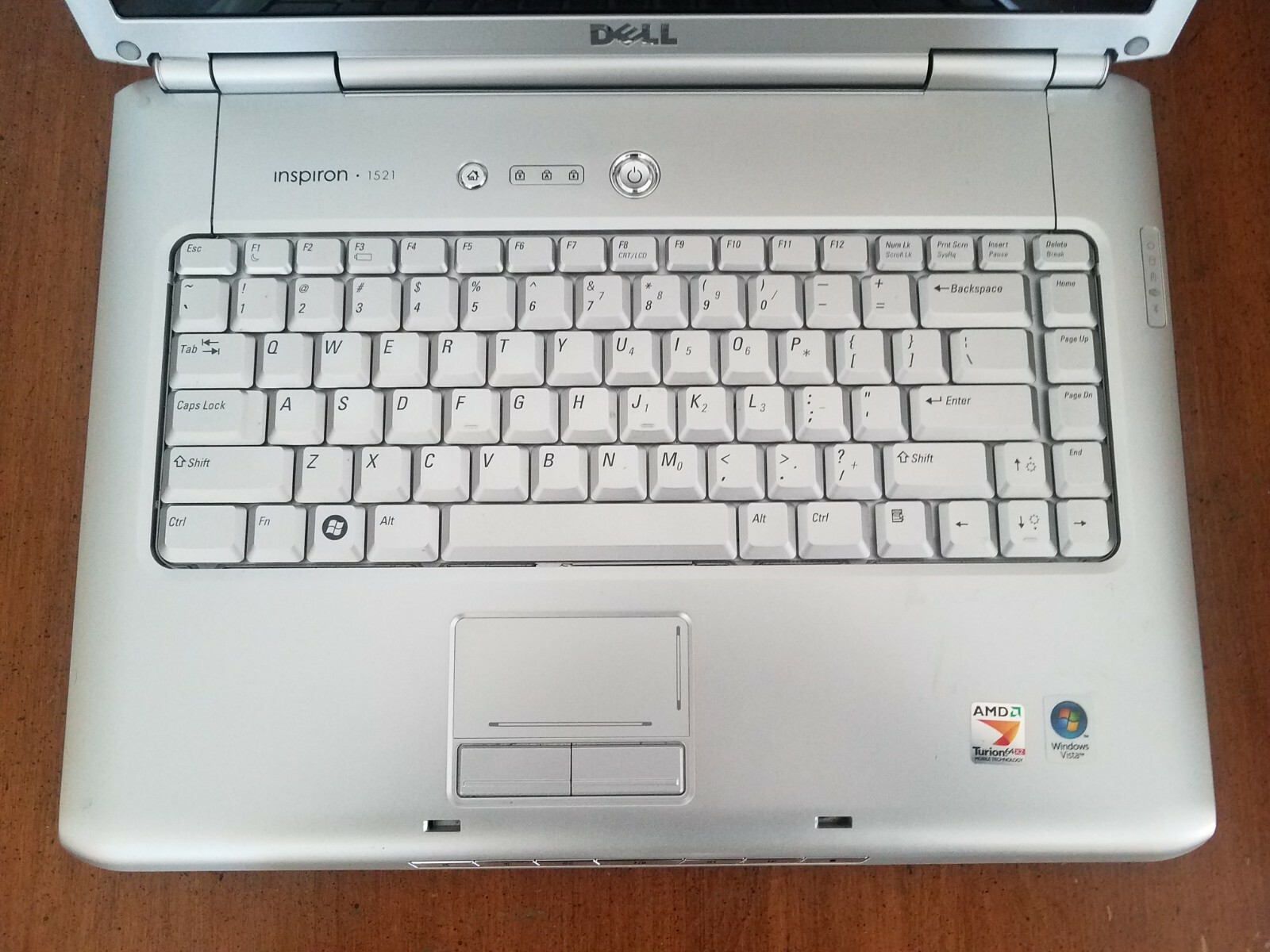 Dell Inspiron 1521 15.6”(AMD Dual-Core @ 1.8GHz ,2GB RAM ,40GB HDD) Win 7