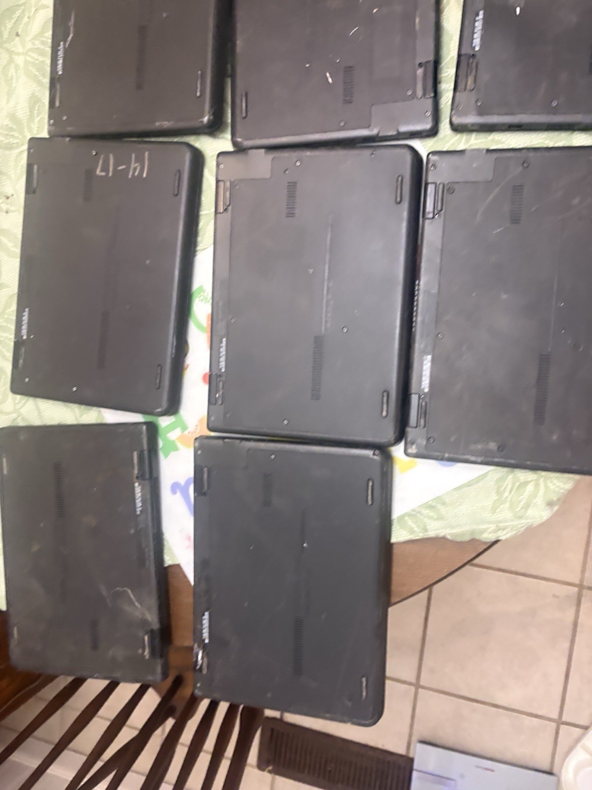 LOT OF 10 Lenovo ThinkPad 11e Chromebook Laptops UNTESTED AS IS. MAKE OFFER