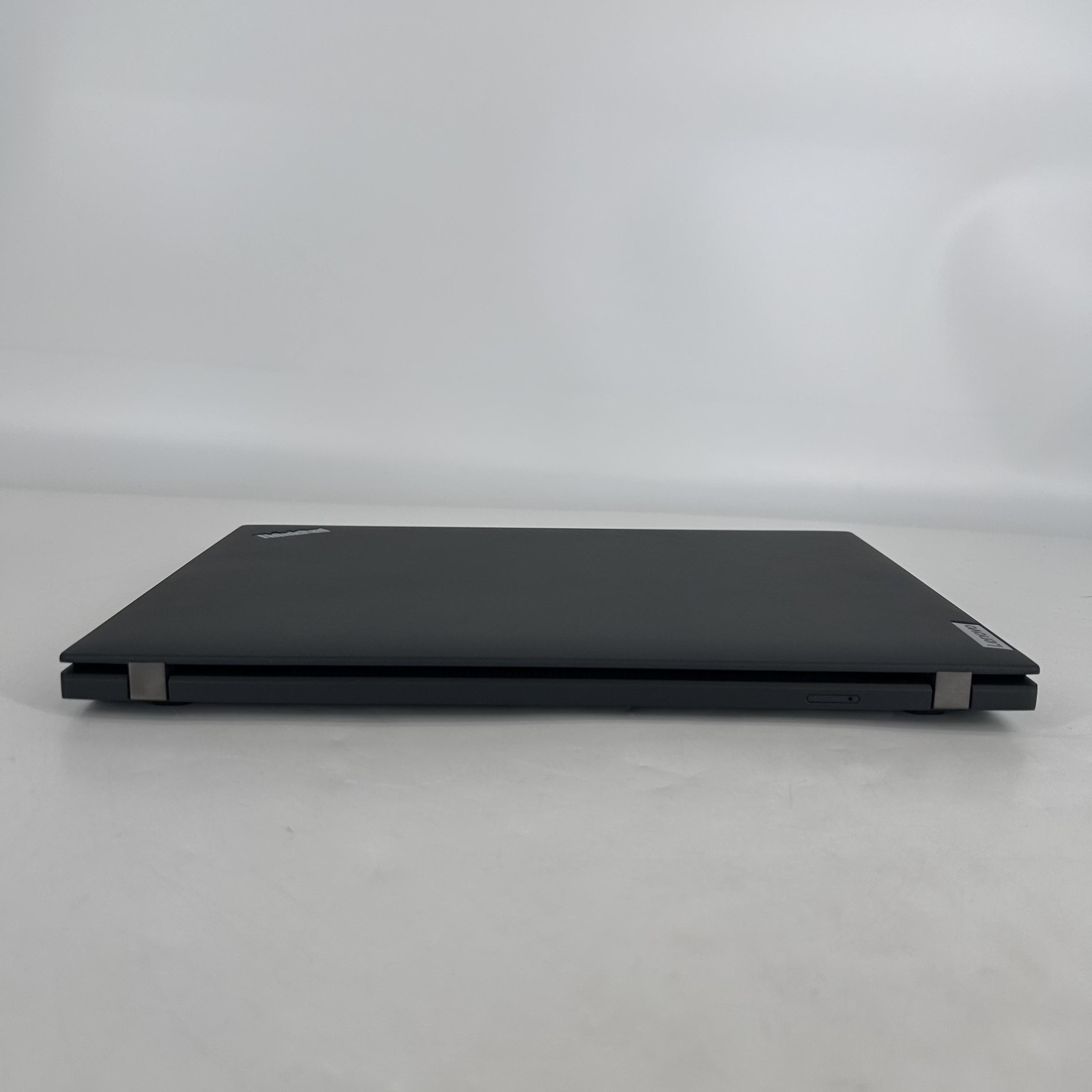 Lenovo ThinkPad P14s Gen 3 FHD+ 2.1 GHz i7-1260P 16GB 512GB SSD T550 Excellent