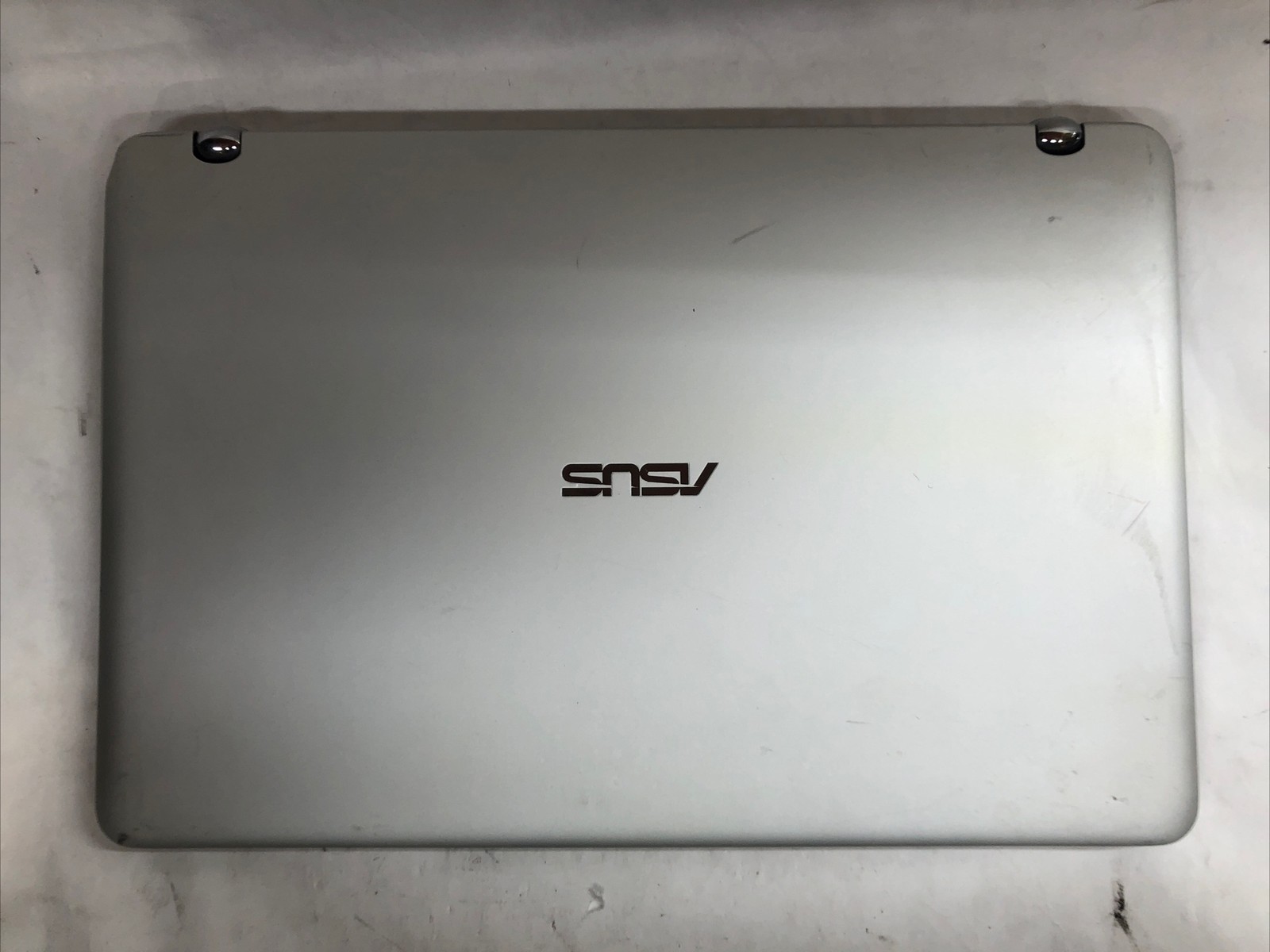 Asus Q504U, Intel Core i5-7200U @2.40 GHz, 12GB RAM 1TB SSD, Windows 10