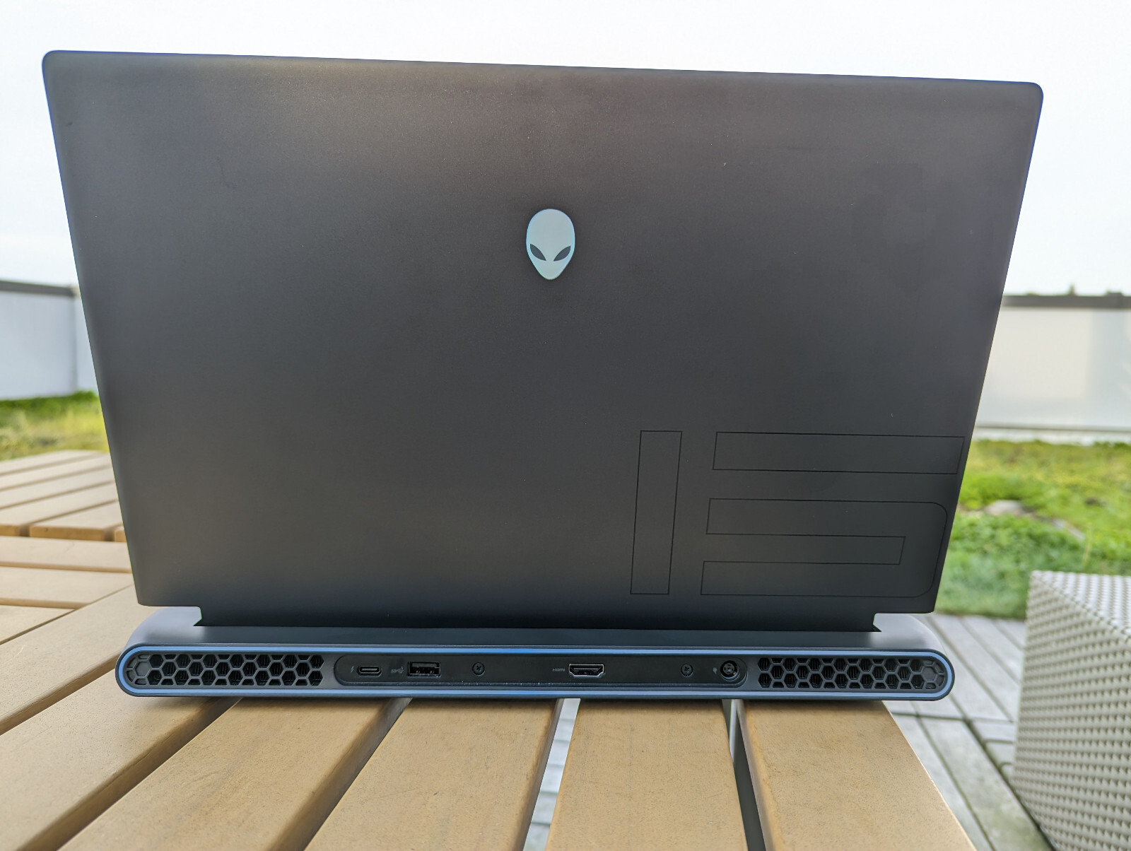 Alienware M15 R7 NVIDIA GeForce 3080 8GB GPU 16G Shared 32GB RAM Intel i9 12900H