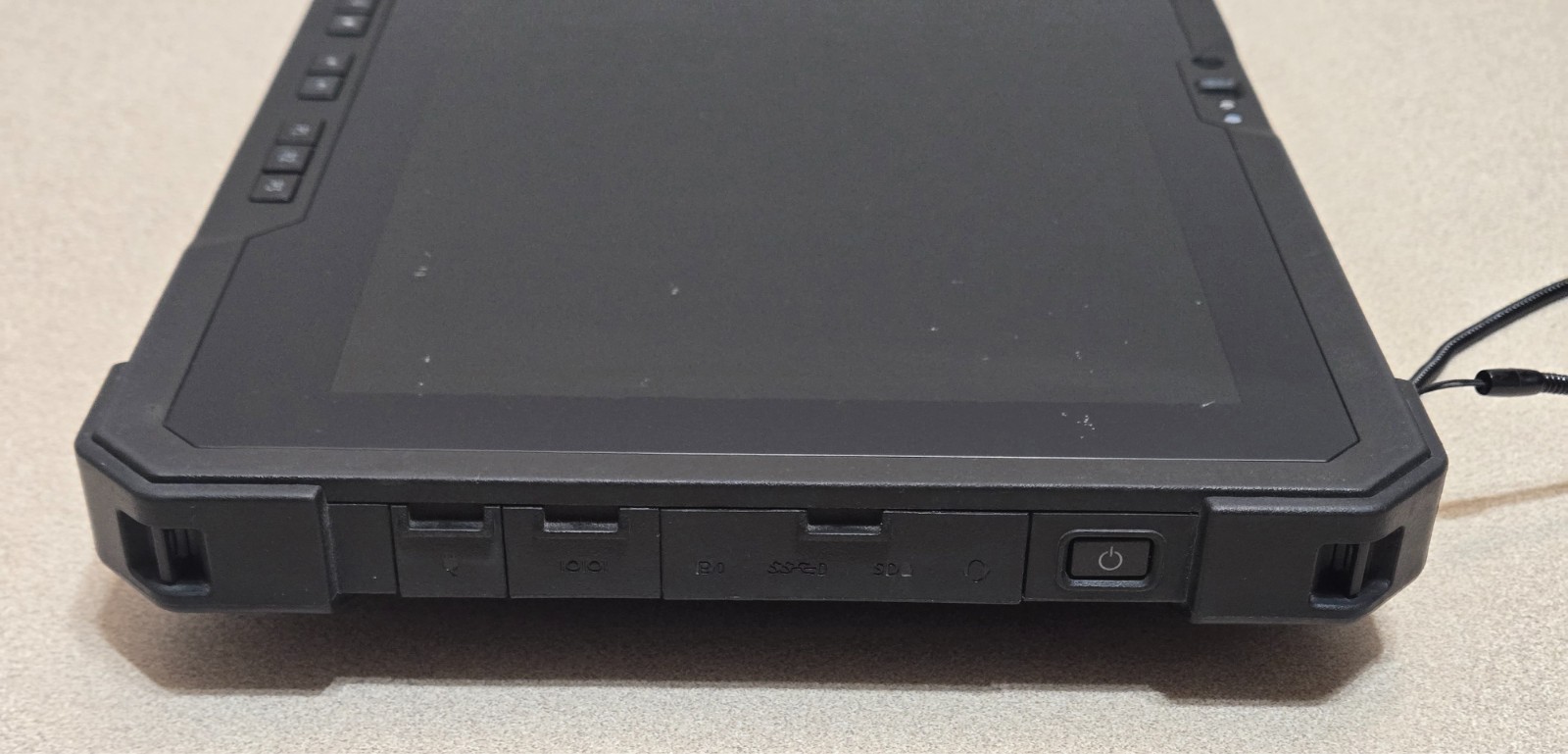 Dell Latitude 7220 Rugged Extreme Tablet i5-8365U 8GB 256GB WWAN Win11 Pro B1