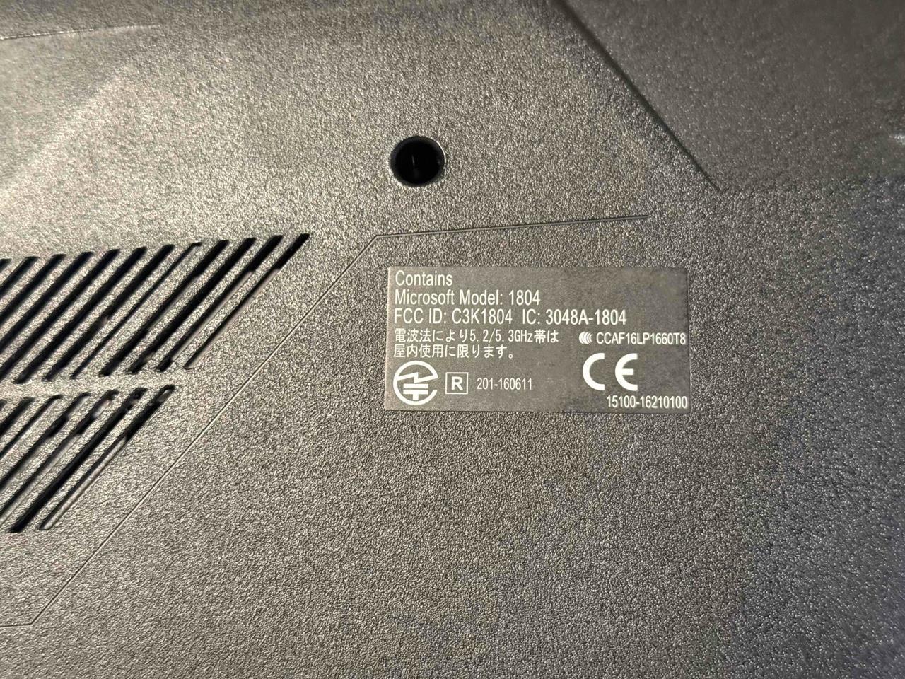 —ASUS ROG G703GI i9-8950HK 2.9ghz 32GB RAM GTX 1080 8GB VRAM 512GB SSD 2TB HDD