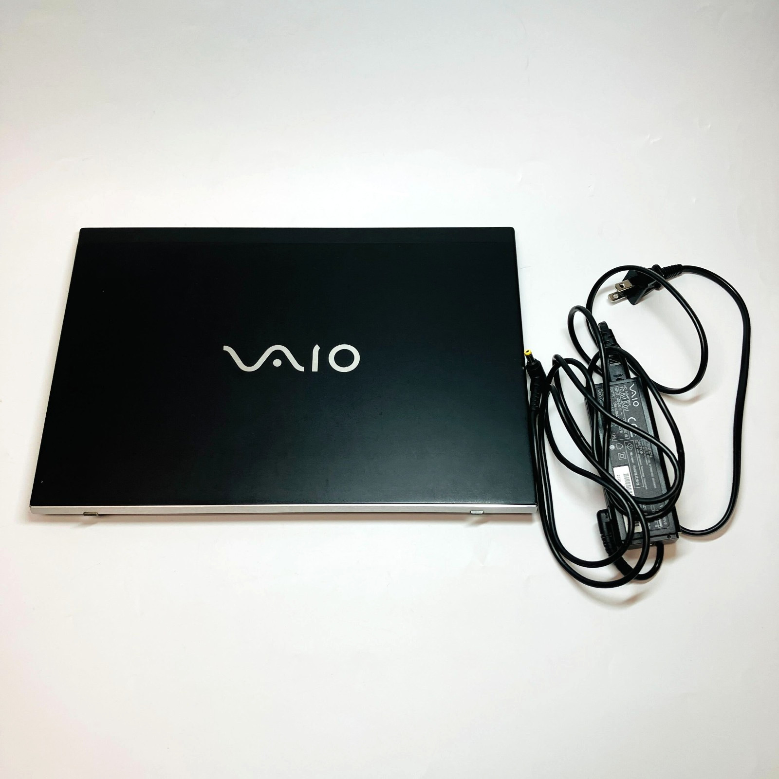 SONY VAIO Pro PG VJPG11C11N Core i5-8250U 1.6GHz 8GB SSD 256GB 13.3in Win 11