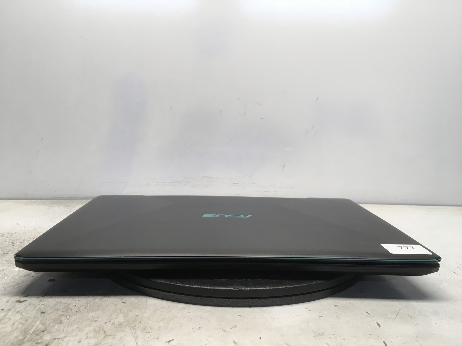 Asus K570UD-ES54 Intel i5-8250U 1.6GHz 8 GB NO HDD No Batt GTX 1050