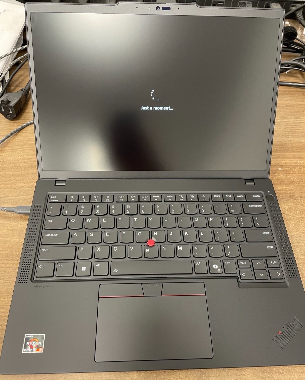 Lenovo ThinkPad T14 Gen 5 | 14″ Ryzen PRO 8540U Radeon 740M 16GB 1TB Win 11 Pro