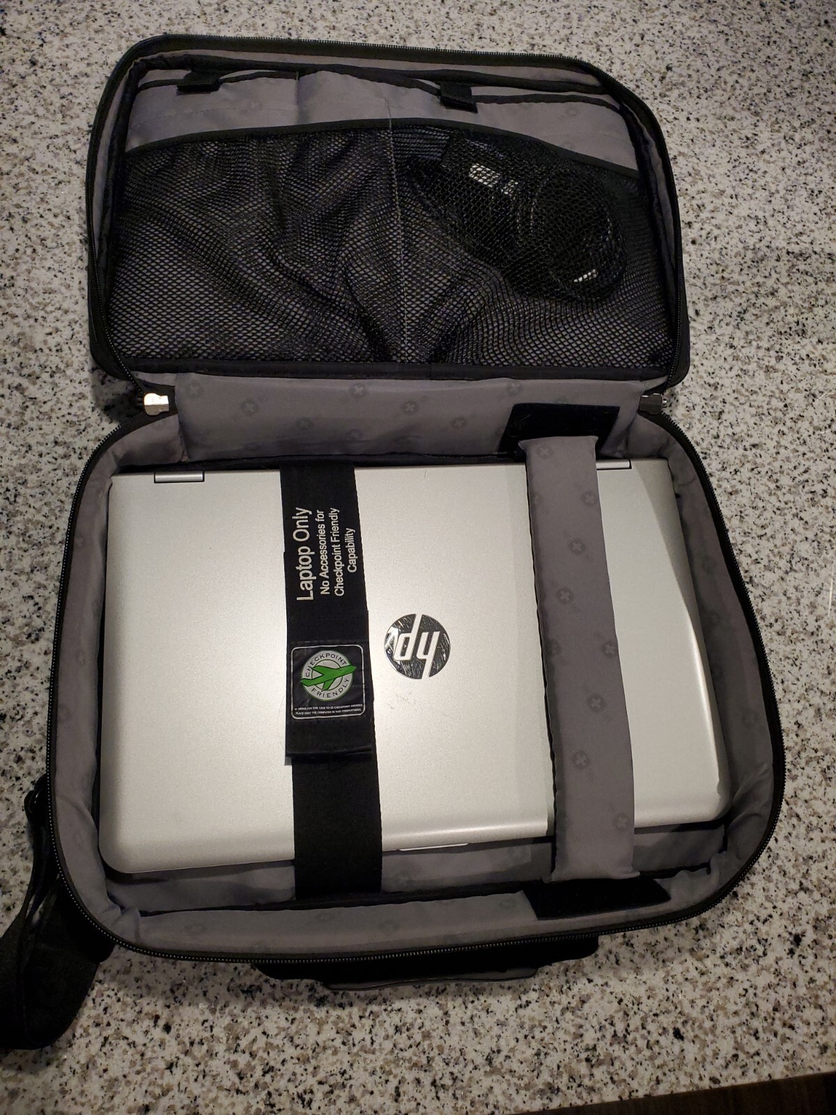 HP Pavilion x360 15.6 Inches (1TB, Intel i5-6200U, 2.3 – 2.8GHz, 8GB) Laptop