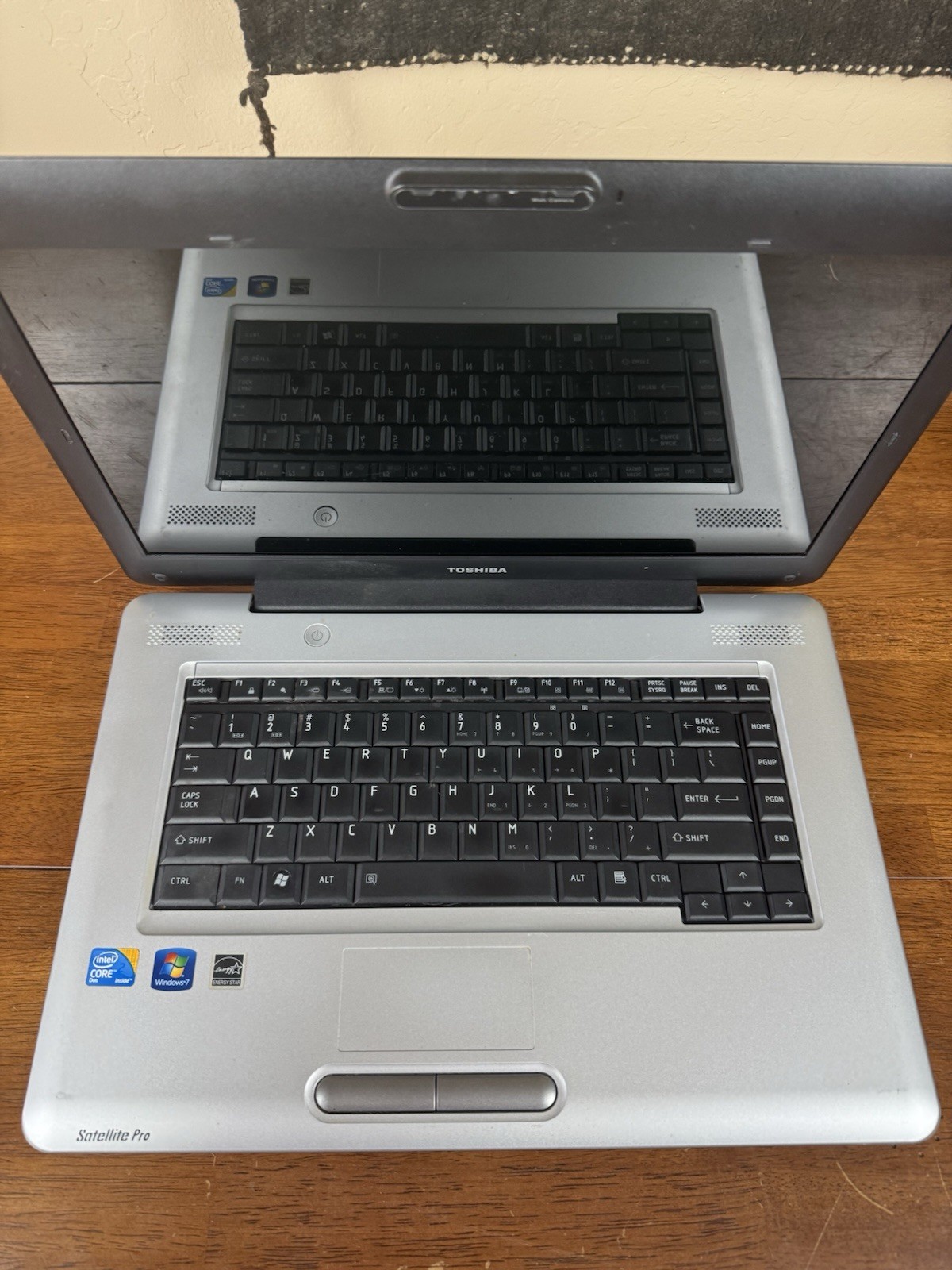 Toshiba Satellite Pro Laptop Intel Core 2 Duo Windows 7 Powers On Untested