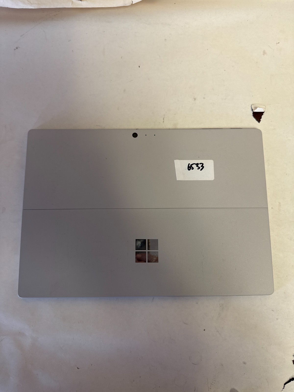 Surface Pro 5 i5-7300U 2.60GHz 8GB RAM 128GB M.2 Win 10 Pro