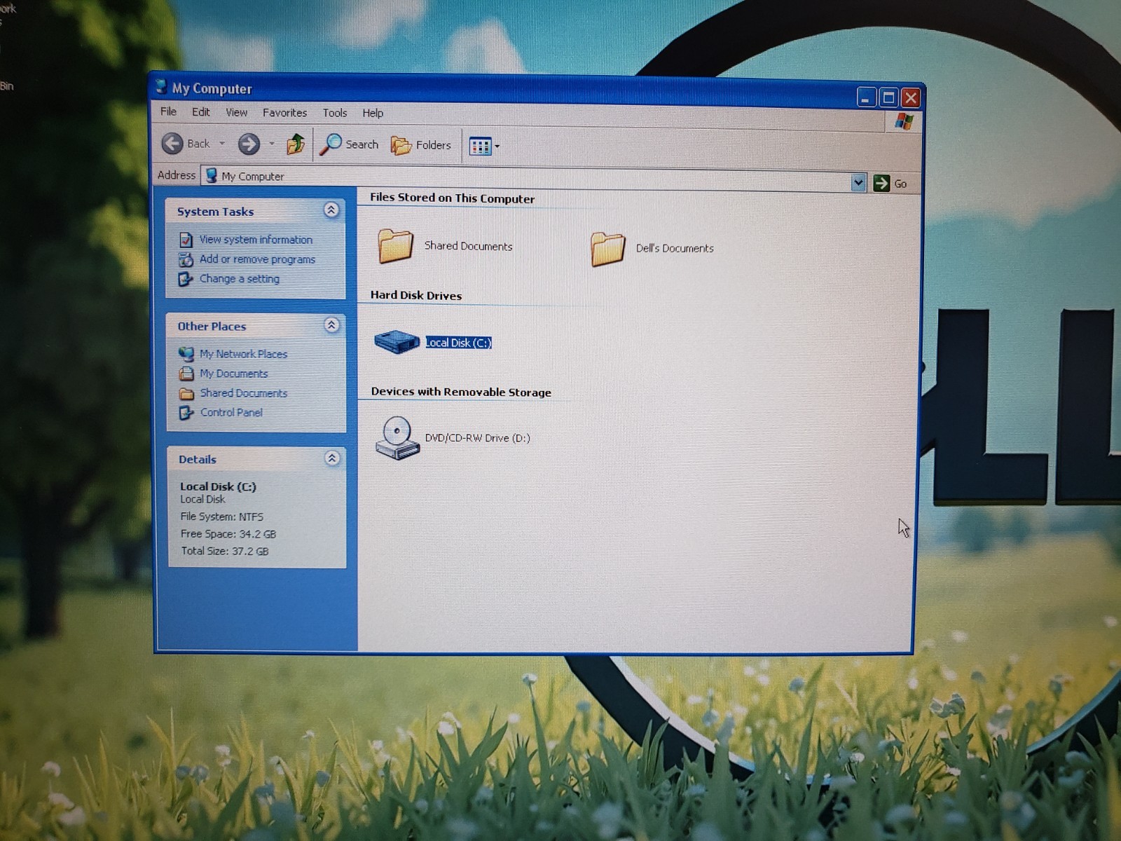 Vintage Dell Inspiron 8600 Laptop Intel M 1.4GHz 1GB 40GB WinXP 15.4″ Bright!