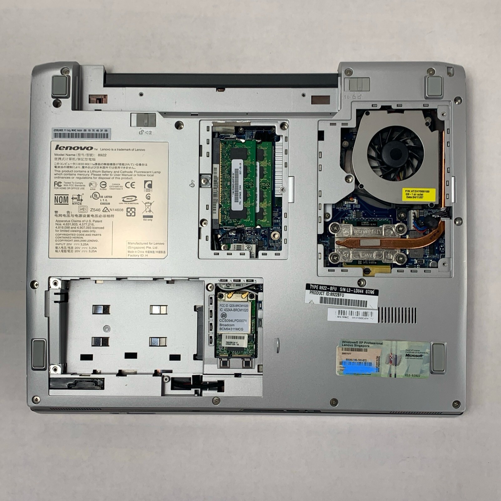 Lenovo 3000 C200 Intel Pentium T2060 1.60GHz 1GB RAM 15″ No Battery No HDD No OS