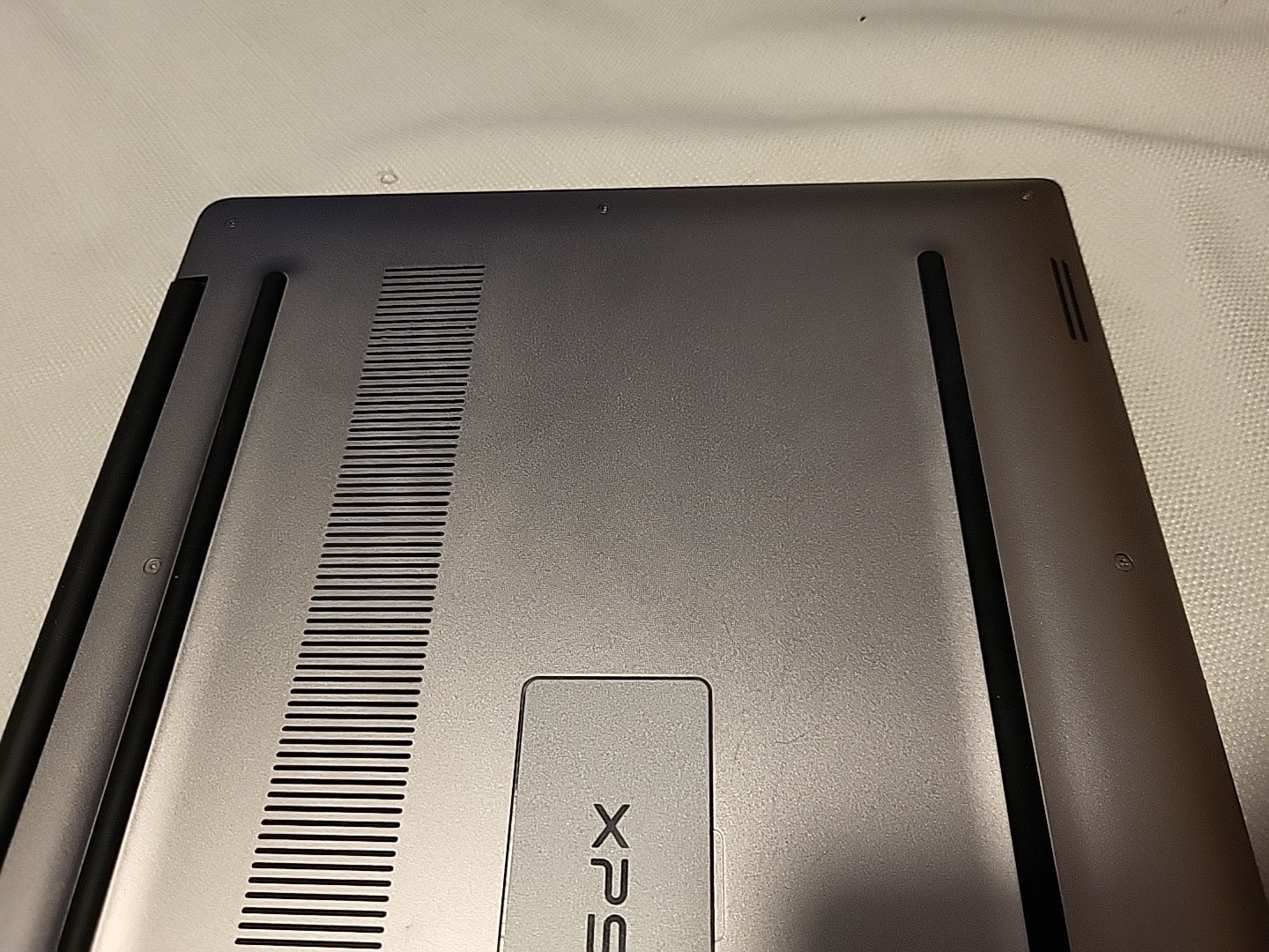 DELL XPS P56F Laptop – For Parts or Repair Only – Doesn’t Power On