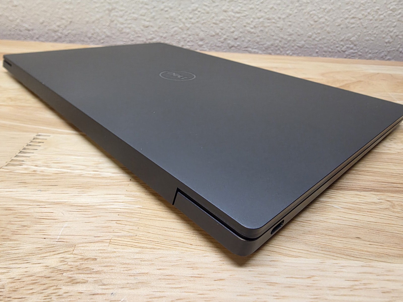 Dell XPS 13.4″ OLED Touch | Snapdragon X Elite | 16GB RAM | Graphite