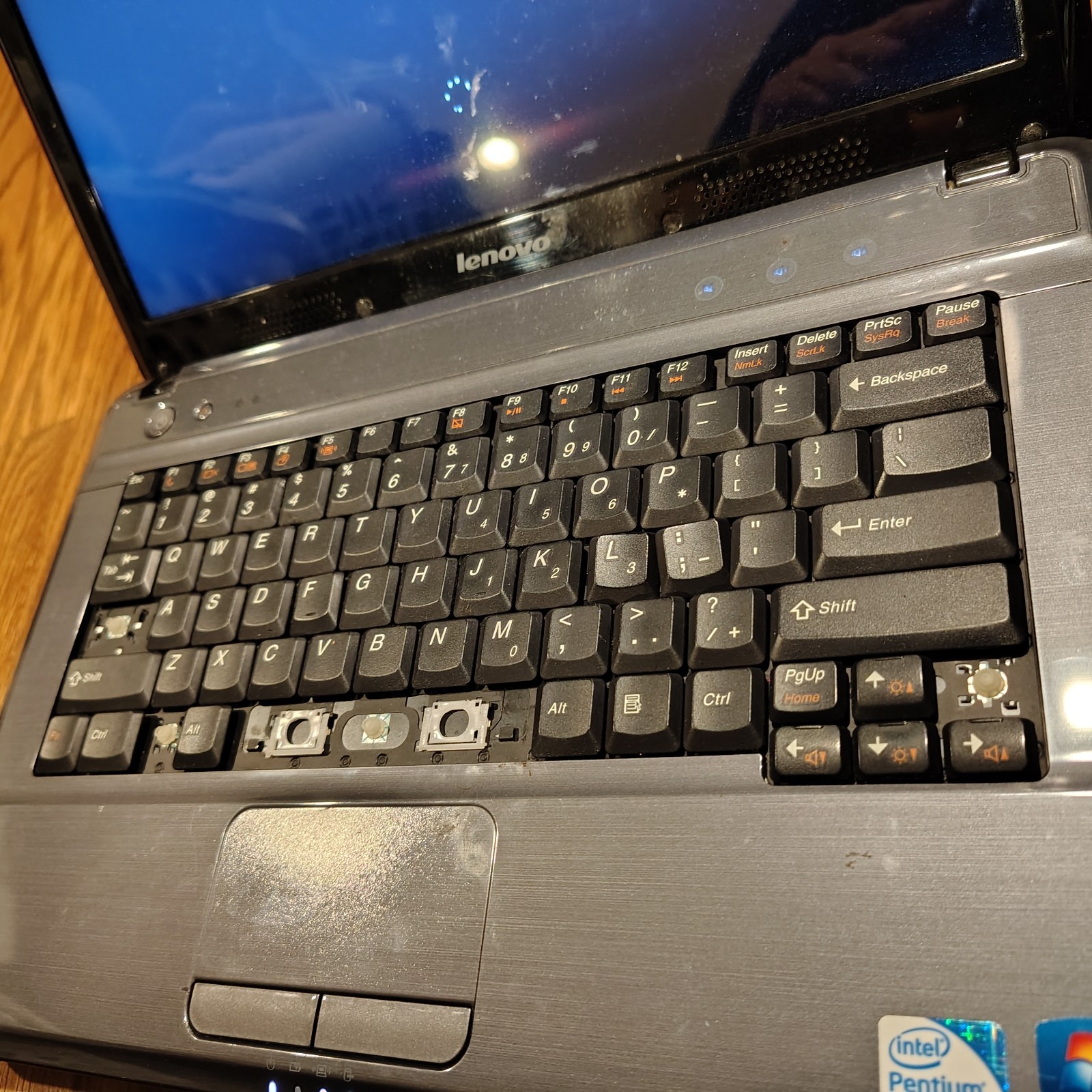 Lenovo G450 14″ Laptop Pentium Dual Core 2 Duo T4400 2.20GHZ 4gb Ram 252GB HD