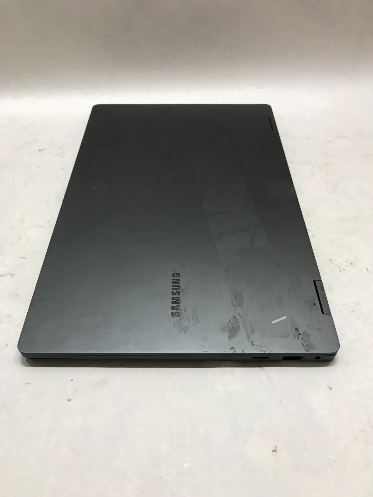 Samsung Galaxy Book3 360 NP750QPG 15″ Intel Core i7-1360P 16GB RAM Cracked! – DW