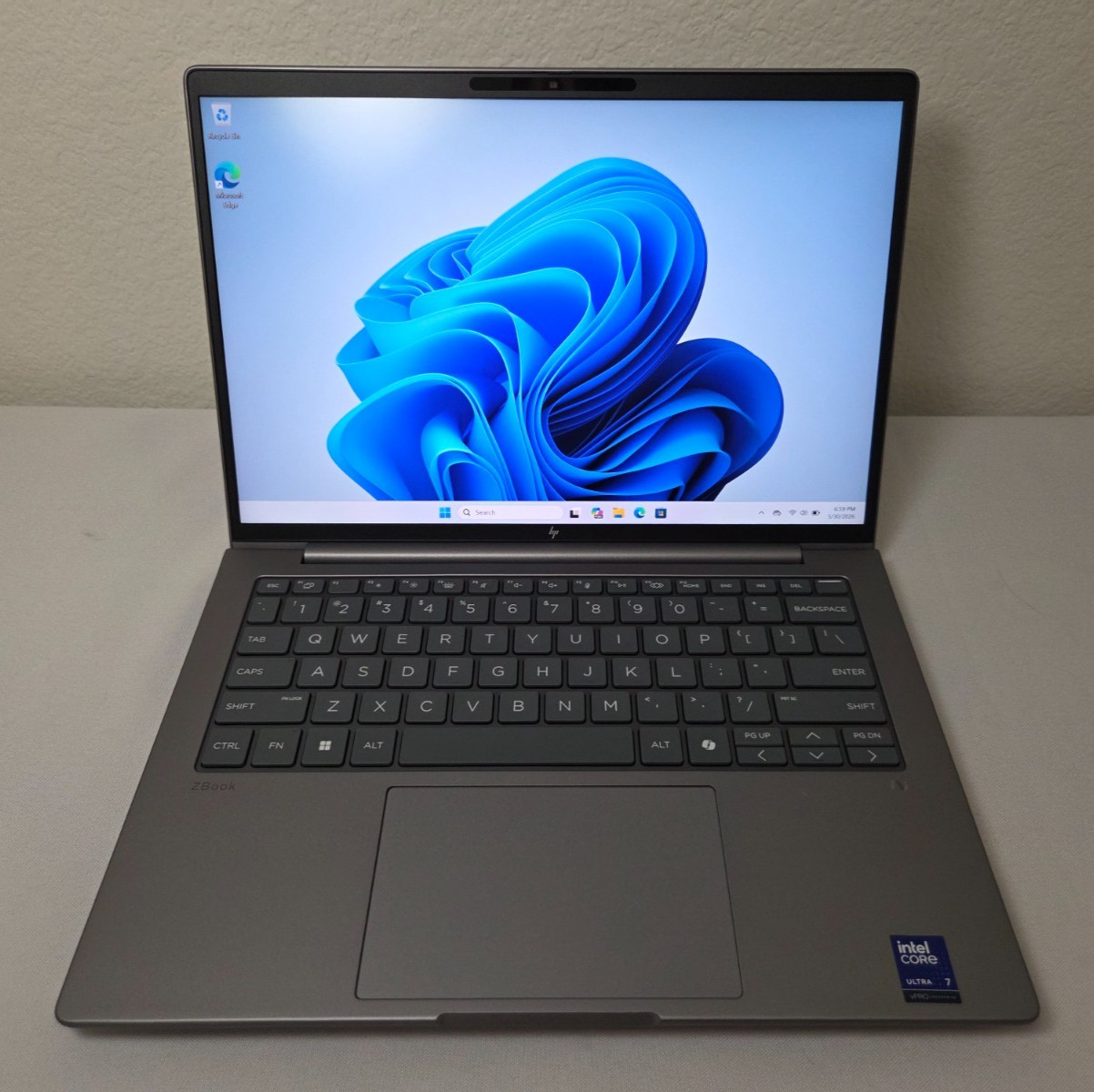 HP ZBook 8 G1i 14″ – Ultra 7 265H, 32GB RAM, 512GB SSD, NVIDIA RTX 500, WARRANTY