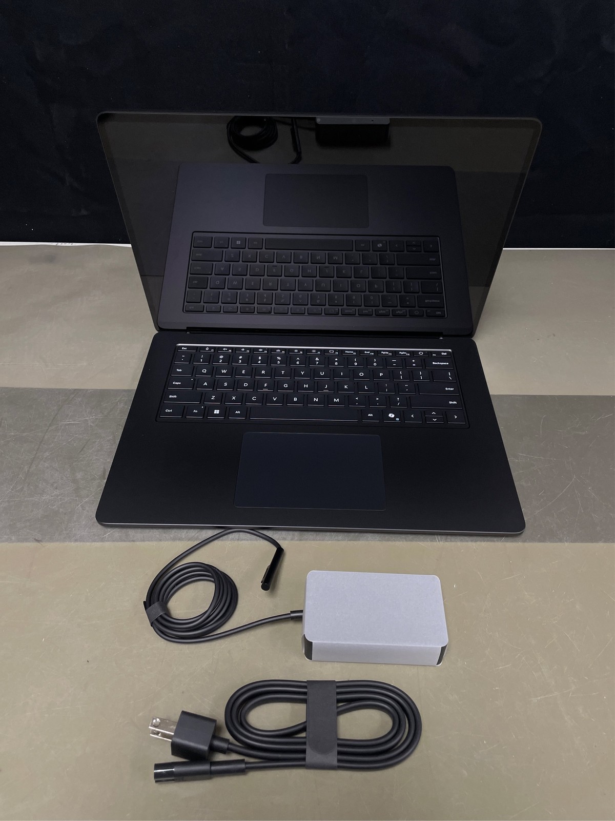 Microsoft Surface Laptop Copilot+ PC 15″ FHD LED Touchscreen Snapdragon X Elit 1